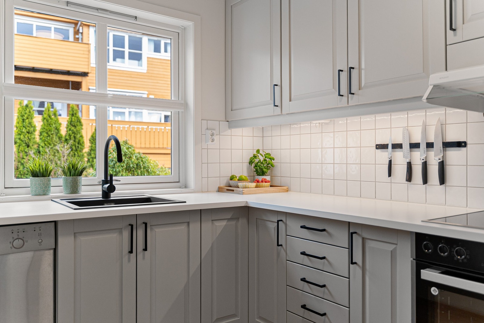 Fliser over benkeplate Galleribilde