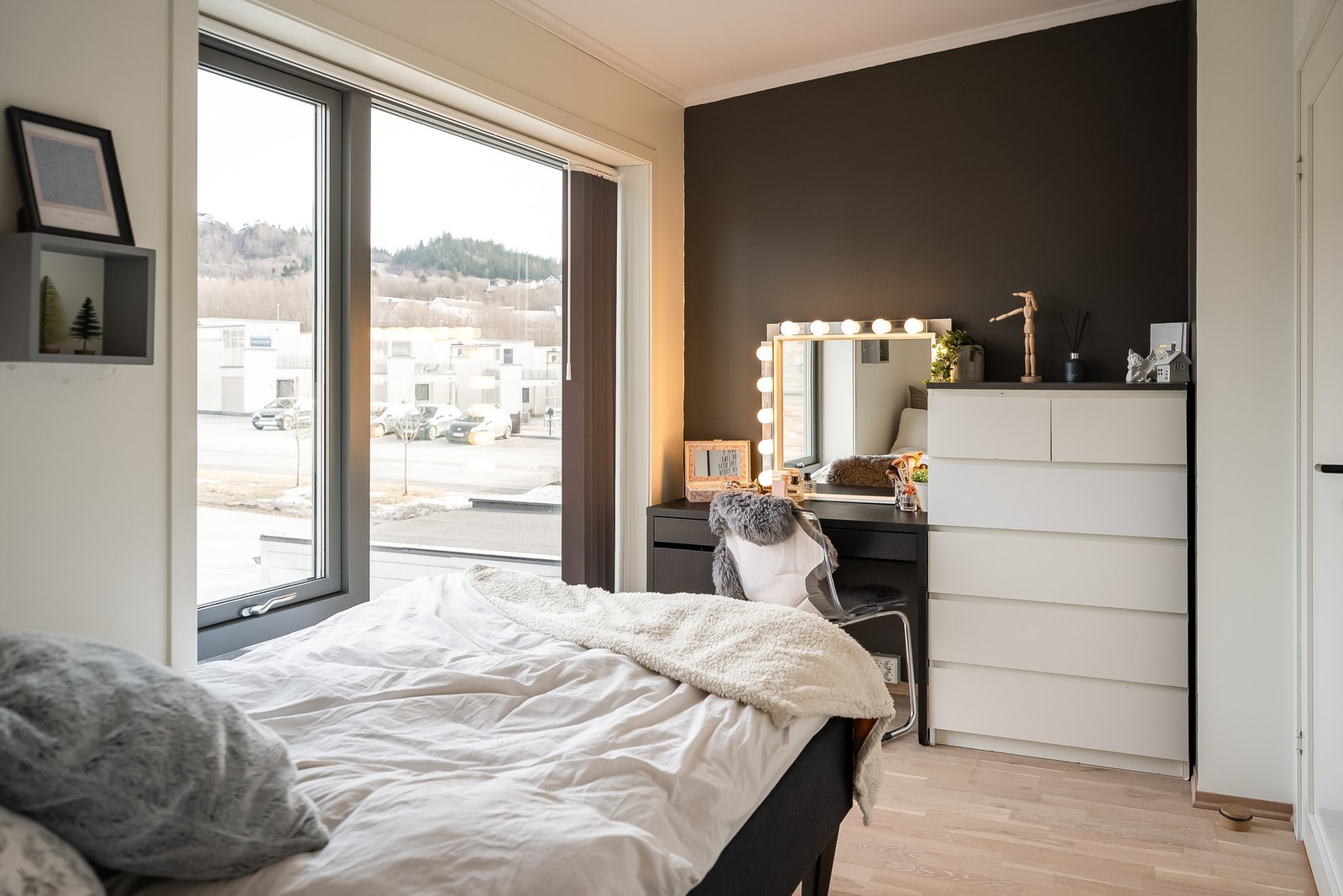 Soverom på 7,9m² i bakkant av kjøkkenet Galleribilde