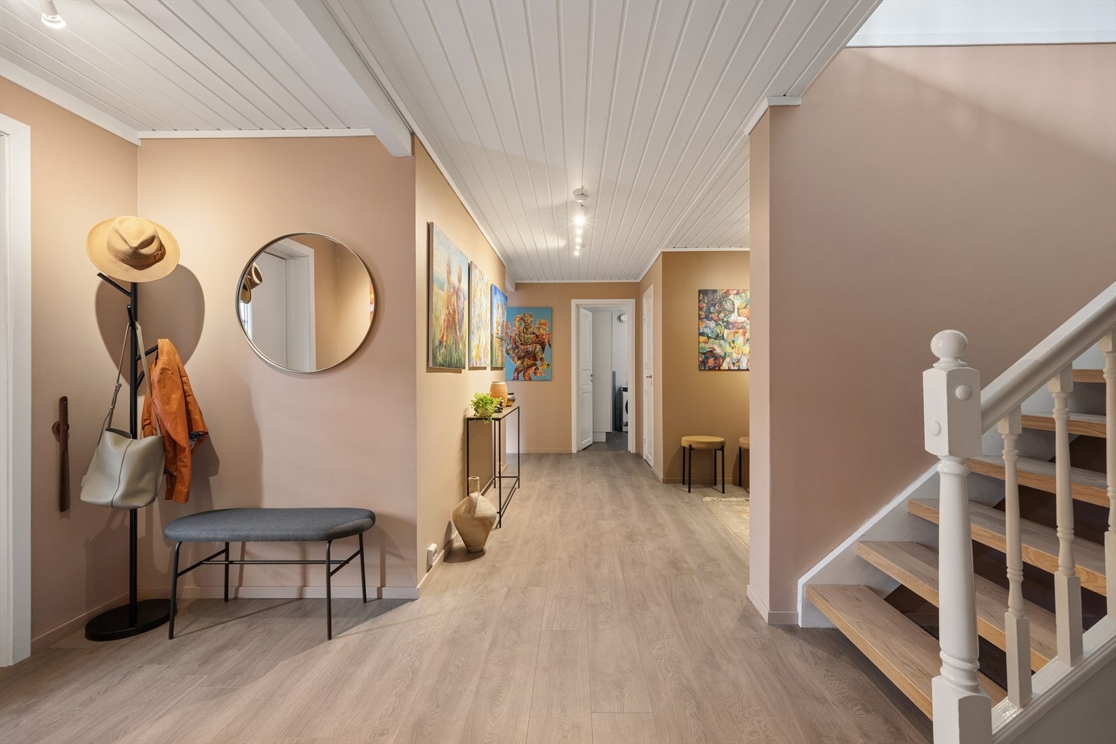 Entrè. Galleribilde