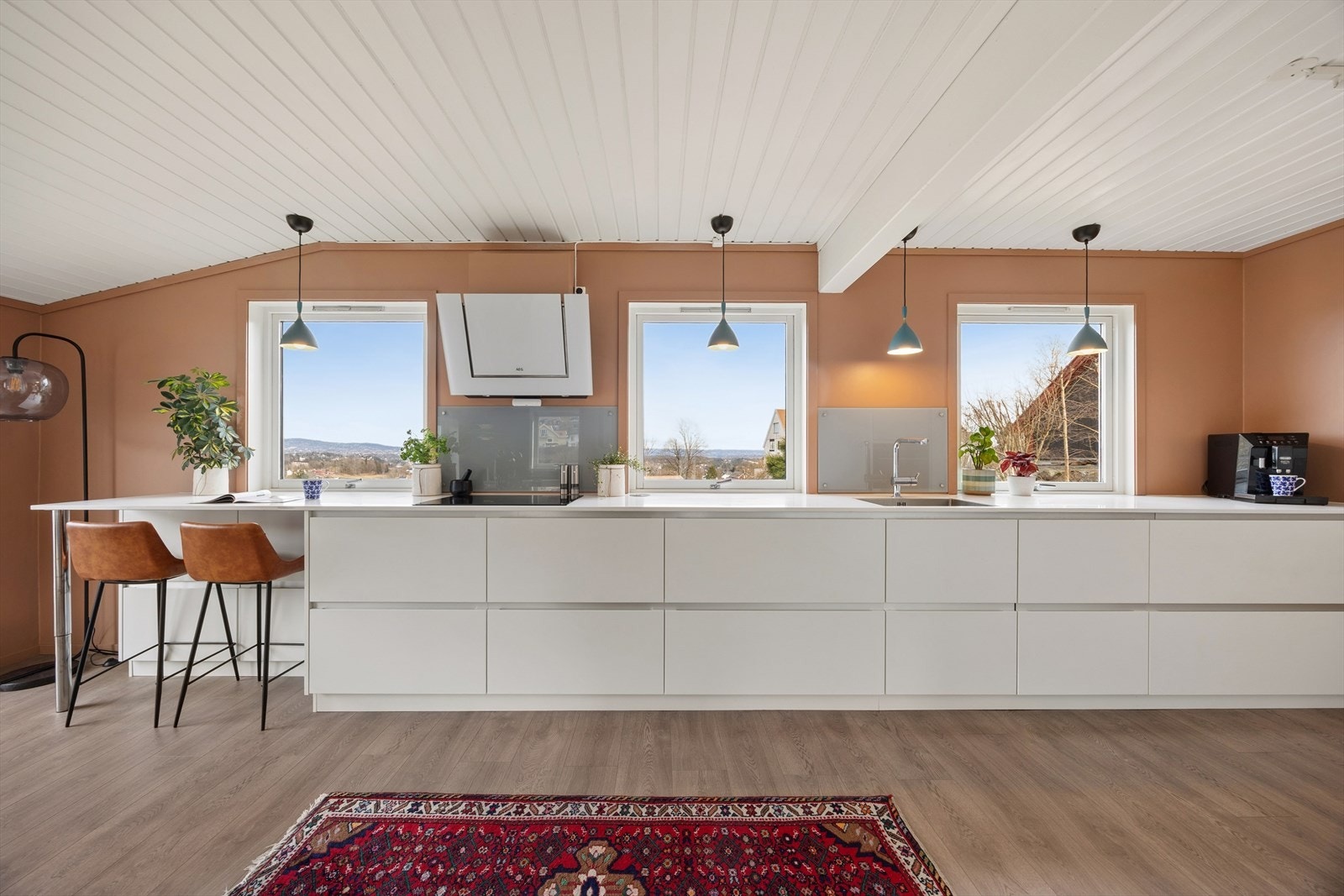 Kjøkken fra Kvik med glatte fronter. Galleribilde