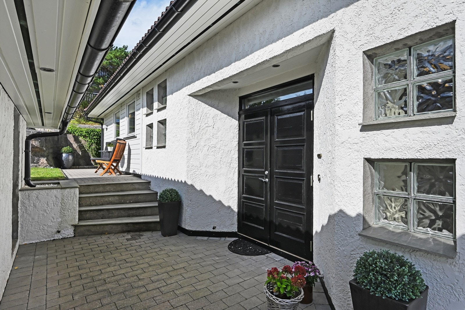 Hyggelig inngangsparti. Galleribilde