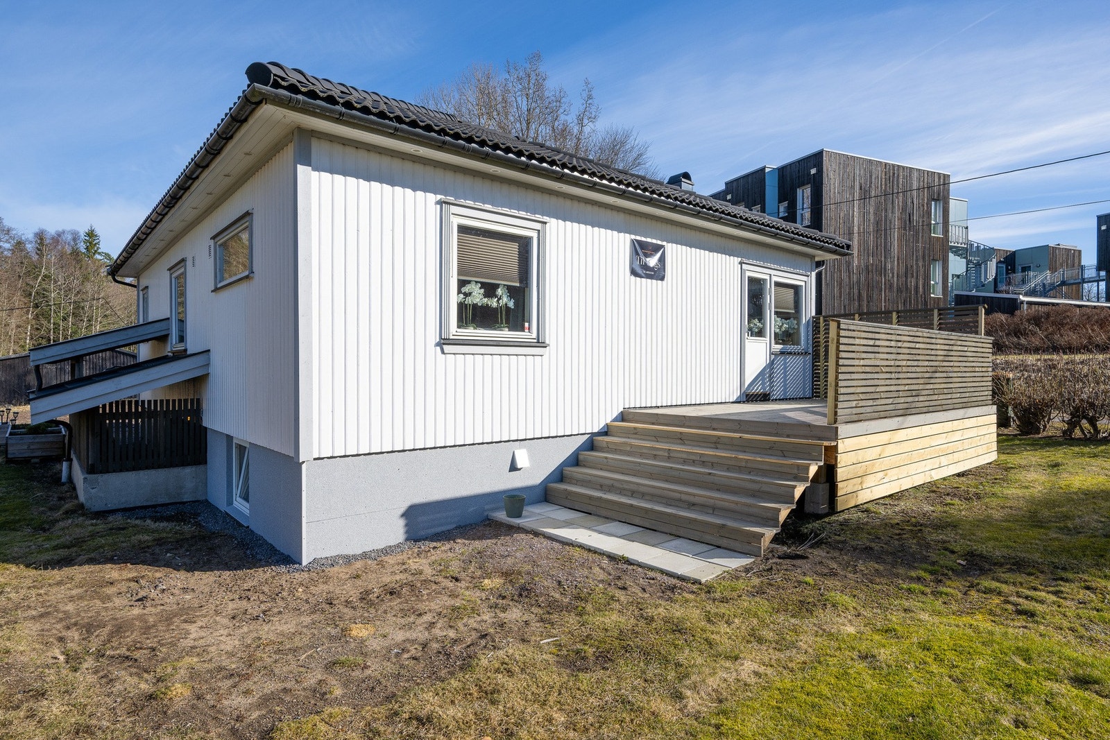 Solrik tomt med stor terrasse Galleribilde