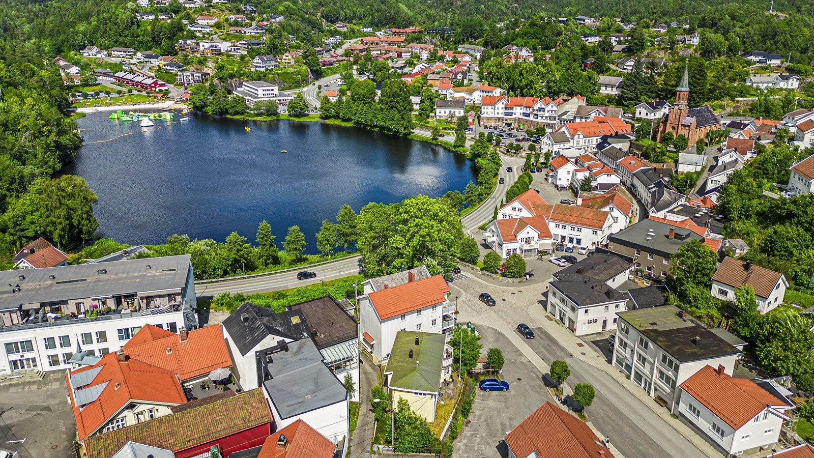 Opplev ekte sørlandsidyll, med et mangfold av aktiviteter for både store og små. Galleribilde