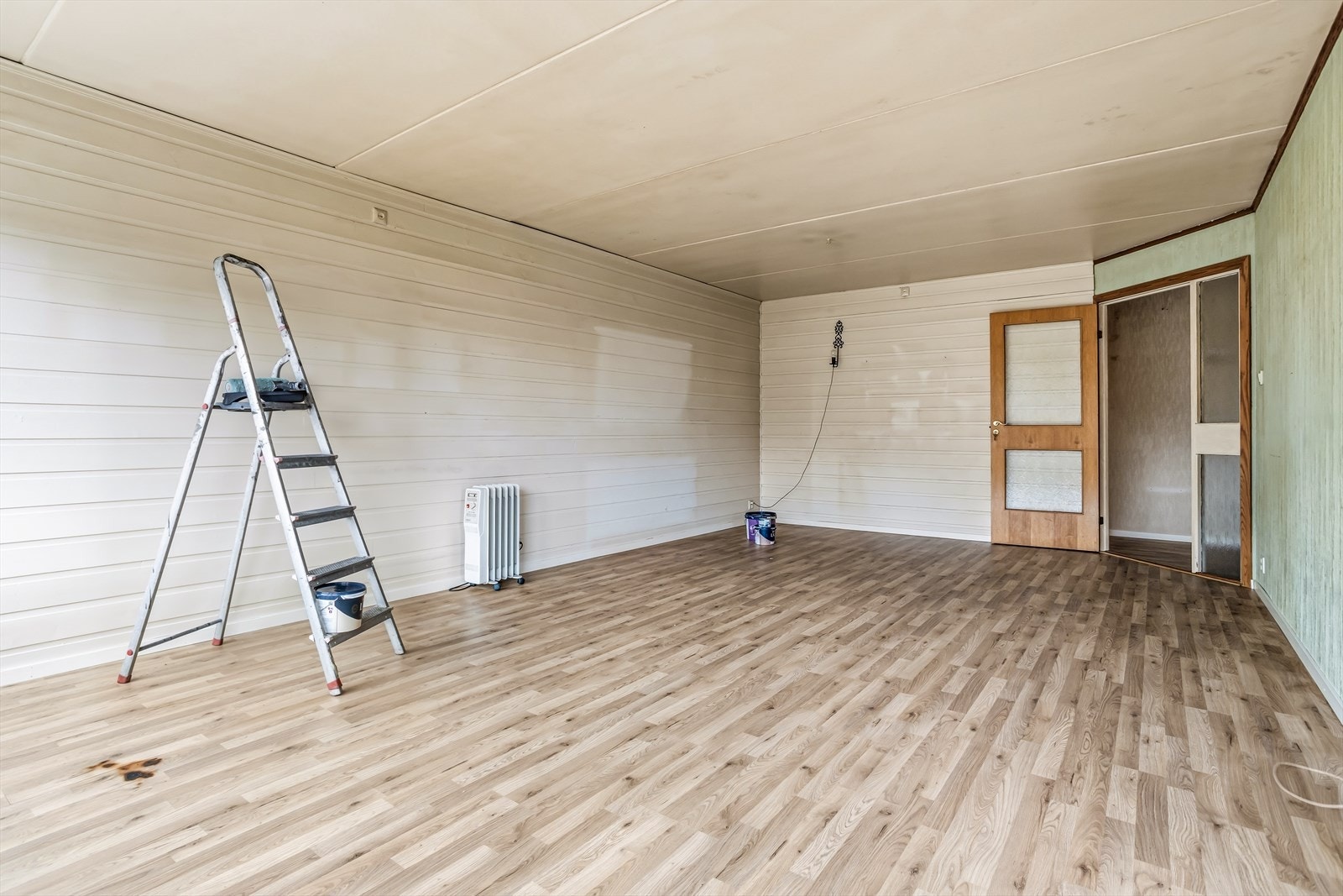 Leiligheten har svært godt potensiale for deg som ønsker å pusse opp ditt neste hjem. Galleribilde