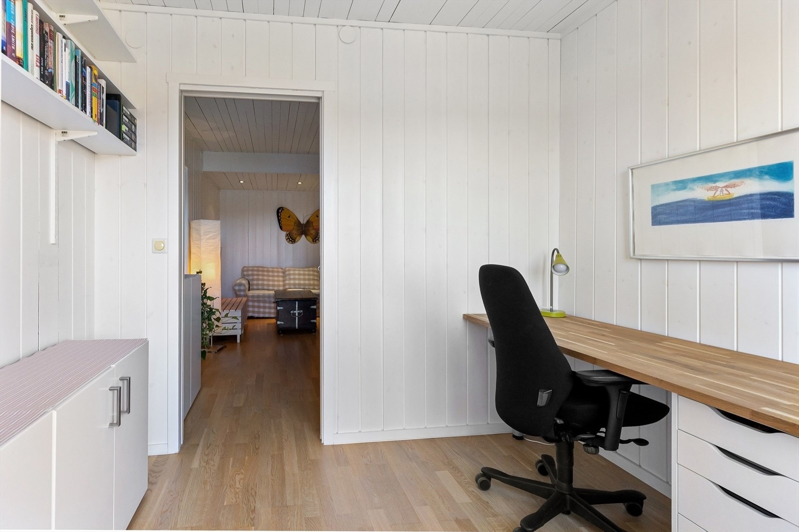 kontor i underetasjen. Galleribilde