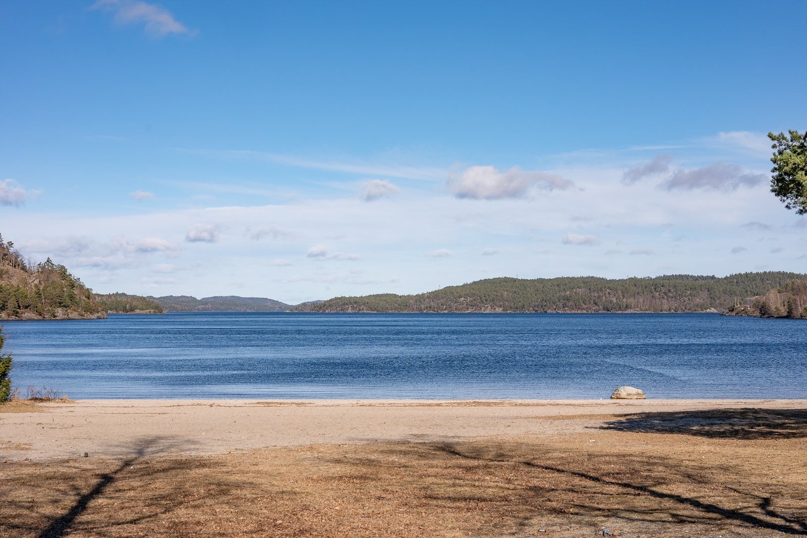Roresanden ligger i gangavstand fra eiendommen Galleribilde