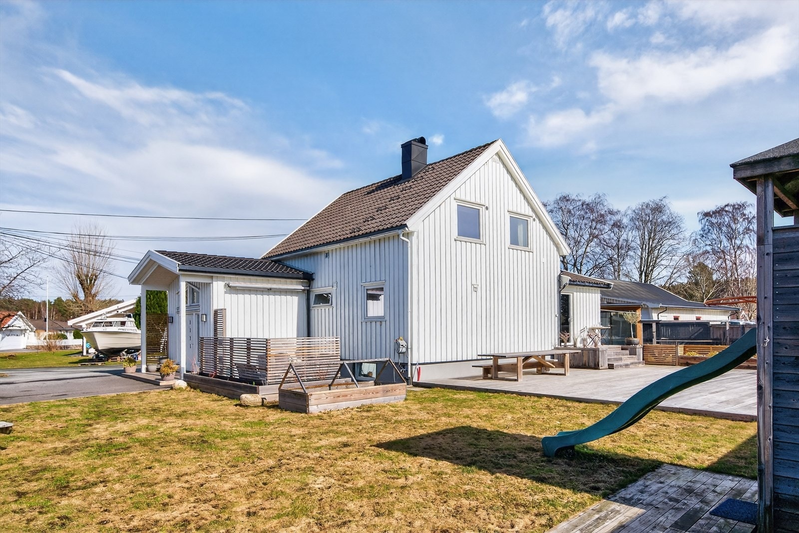 Det er tilrettelagt for flere uteplasser på eiendommen Galleribilde