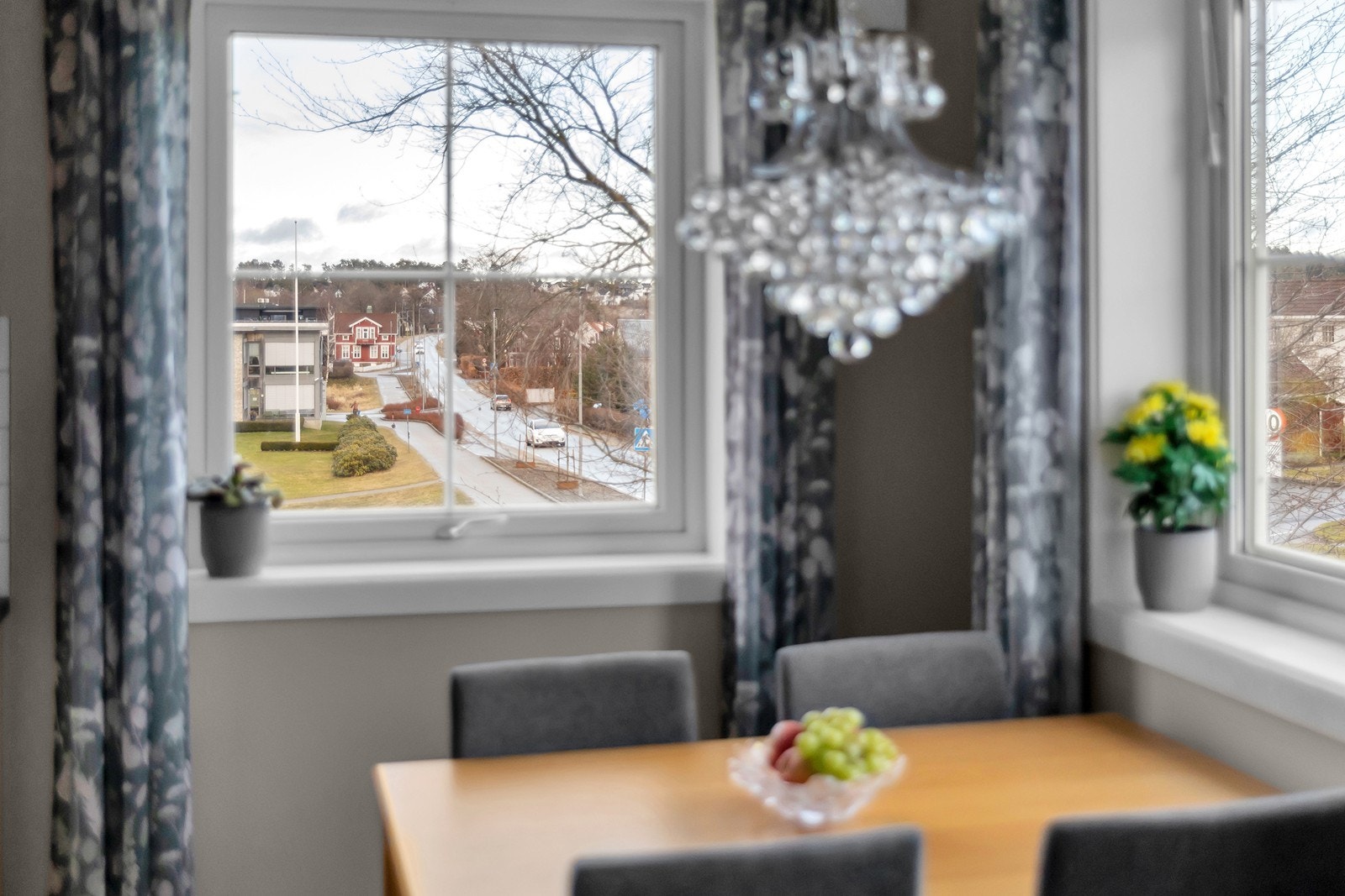 Utsikt fra spiseplassen. Galleribilde