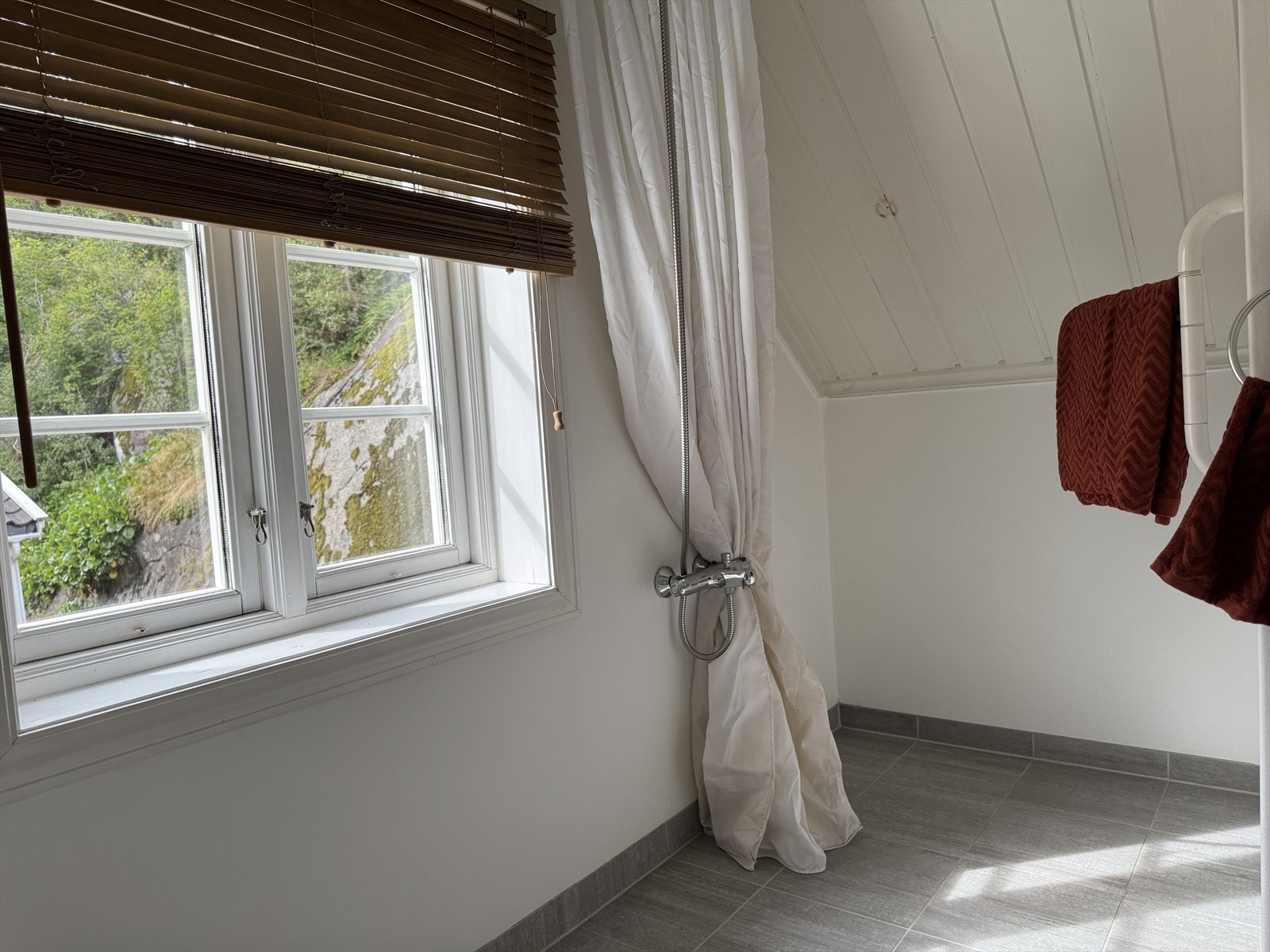 Selgers egne bilder fra annekset. Galleribilde