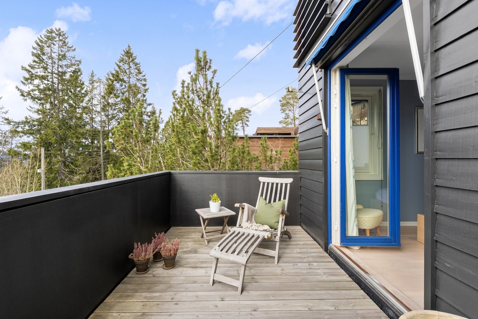 Verandaene har en luftig og naturnær følelse. Galleribilde