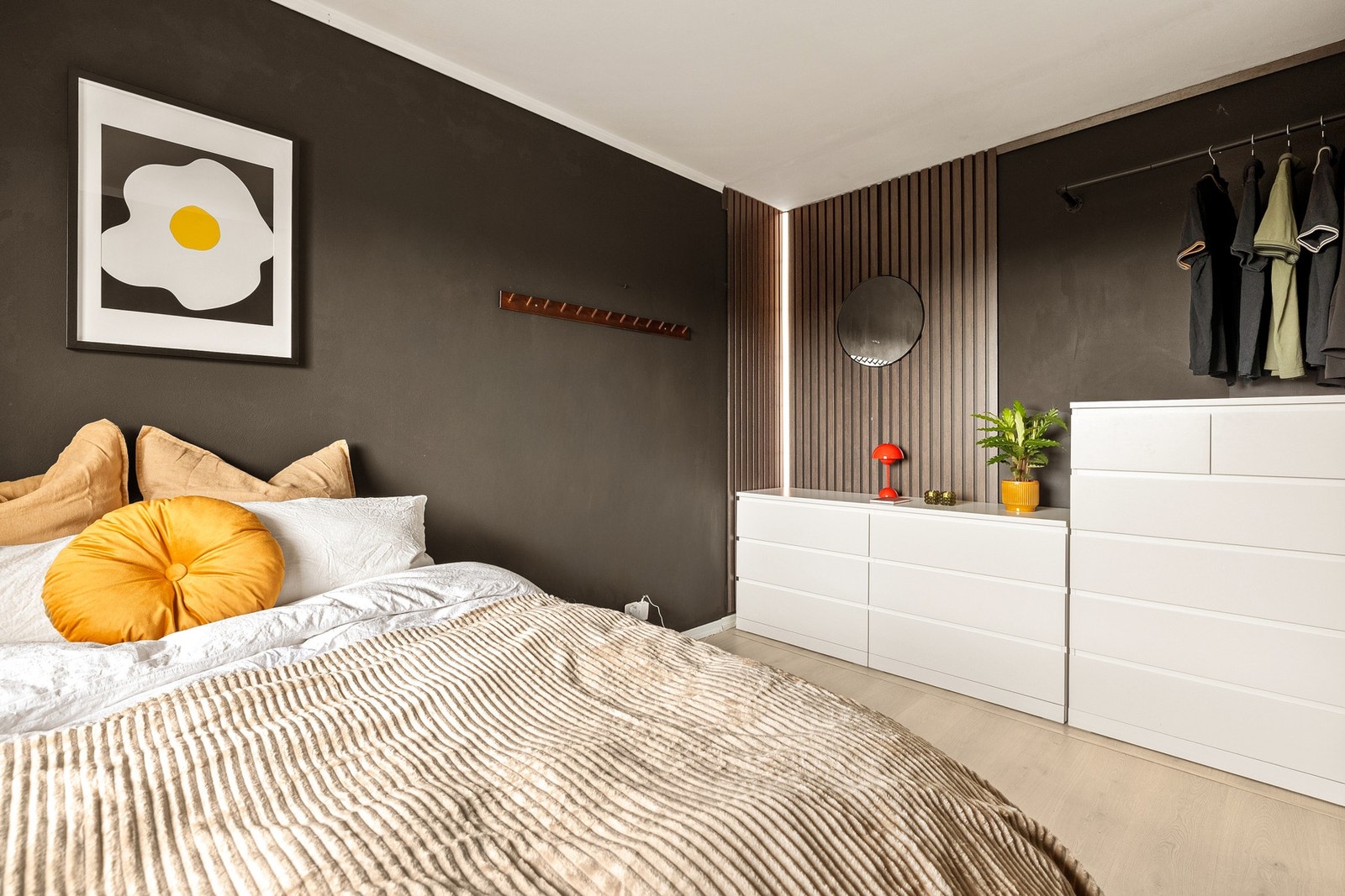 Soverom måler 9,4 kvm. Galleribilde