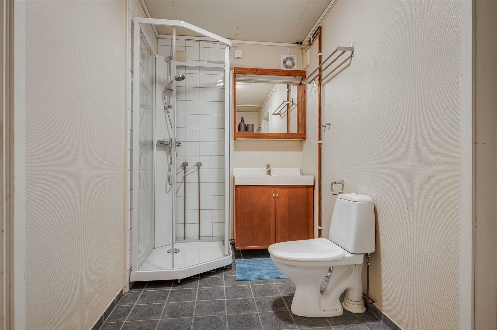 Romslig bad Galleribilde