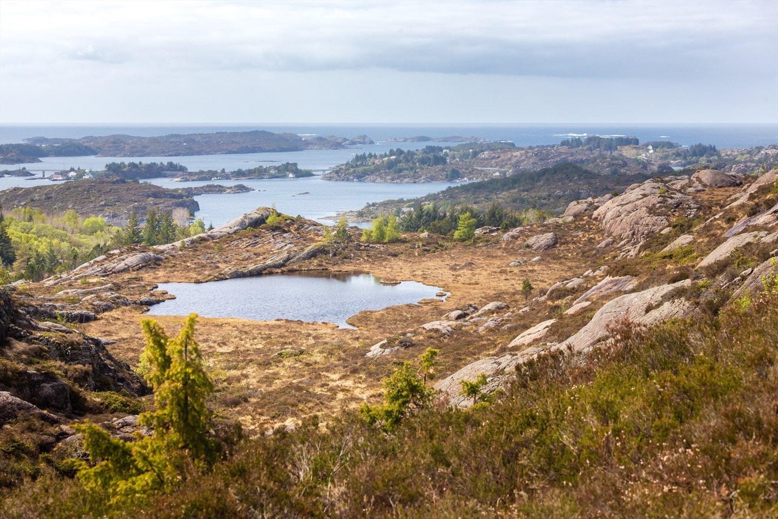 Nærområde - Nærheten til sjøen gir fine rekreasjonsmuligheter året rundt. Galleribilde