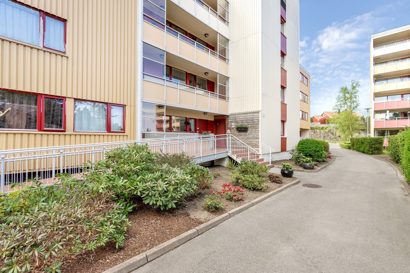 Pent opparbeidet felles eiet tomt Galleribilde