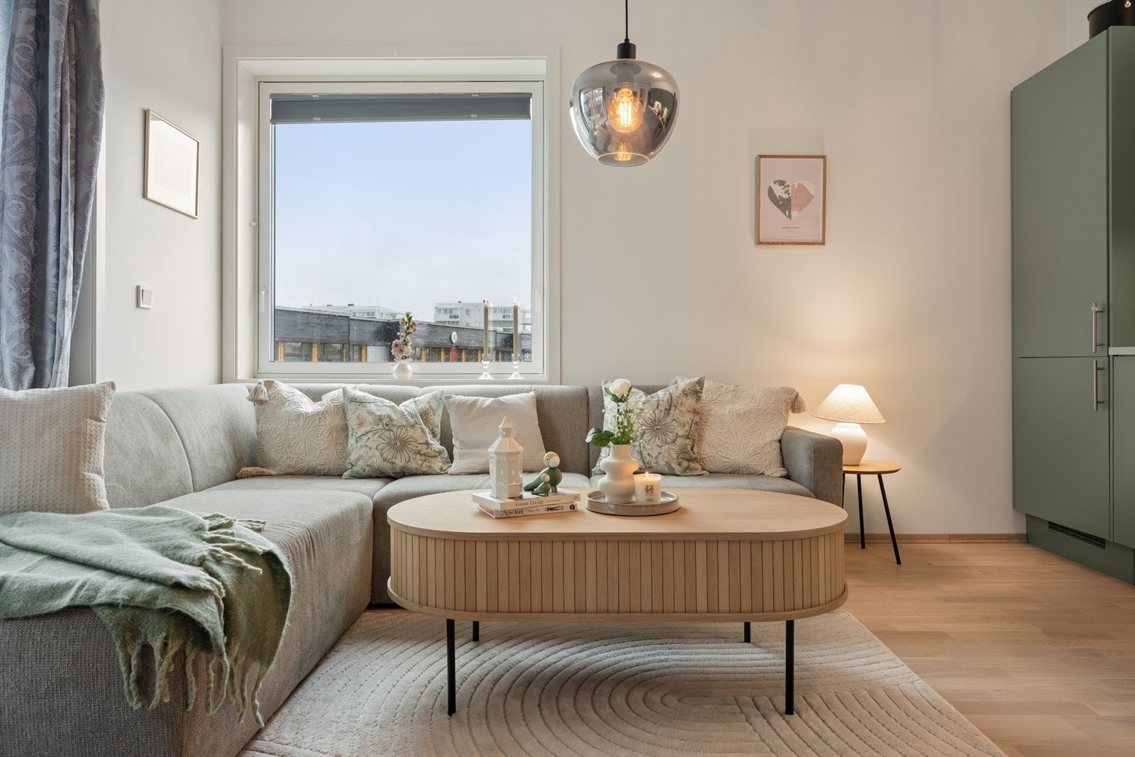 DNB Eiendom v/Martin Sørbø har gleden av å presentere Gjerdebakken 6 - en rålekker leilighet fra 2022 med 2 soverom! Galleribilde