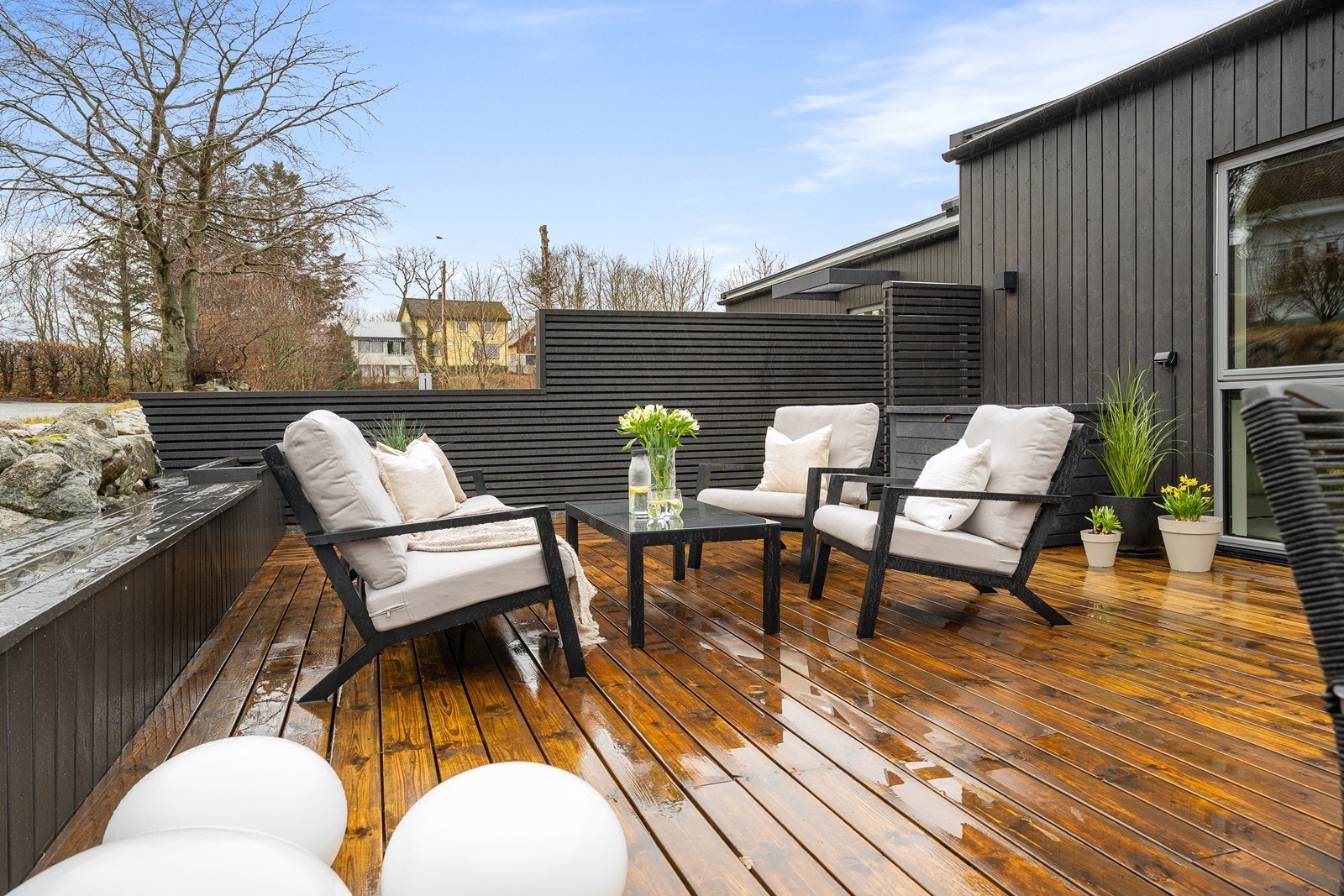 Uteområdet Galleribilde