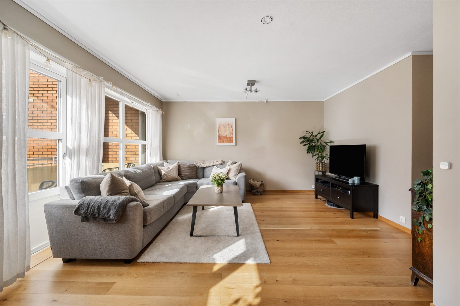 Her får du en svært tiltalende leilighet med moderne kvaliteter og god planløsning Galleribilde