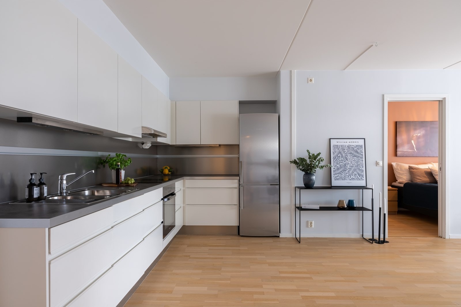 Gulvene ble slipt og lakkert i 2021 Galleribilde