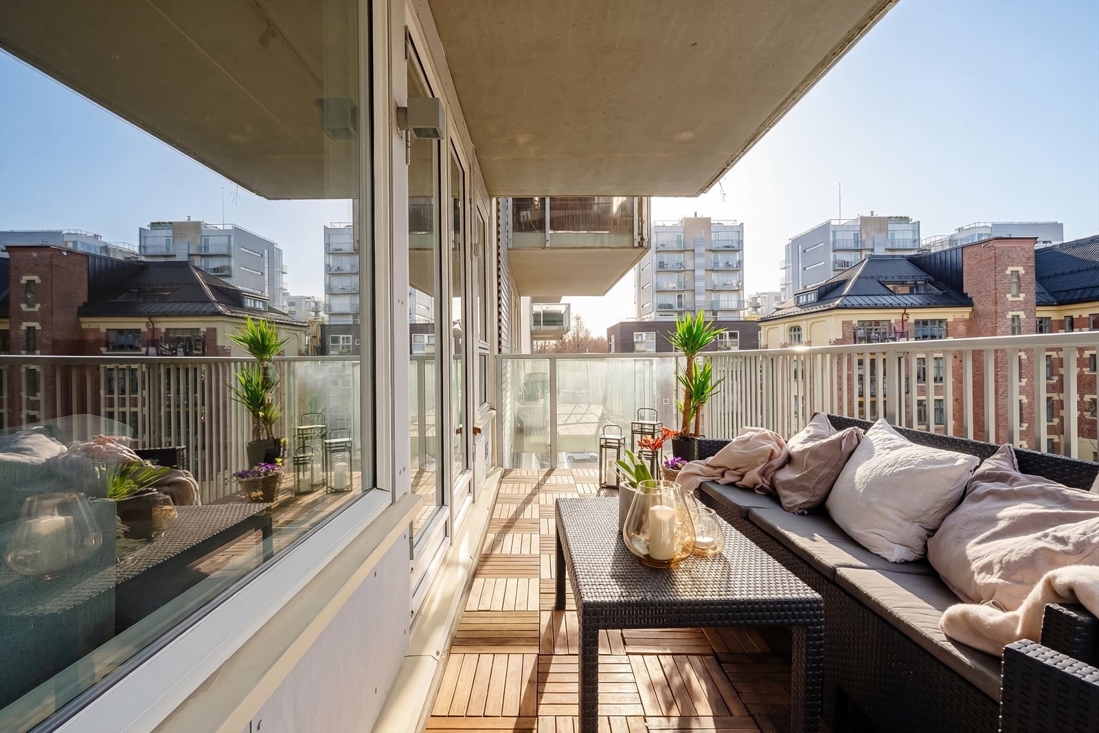 Denne balkongen er på ca. 10 kvm Galleribilde