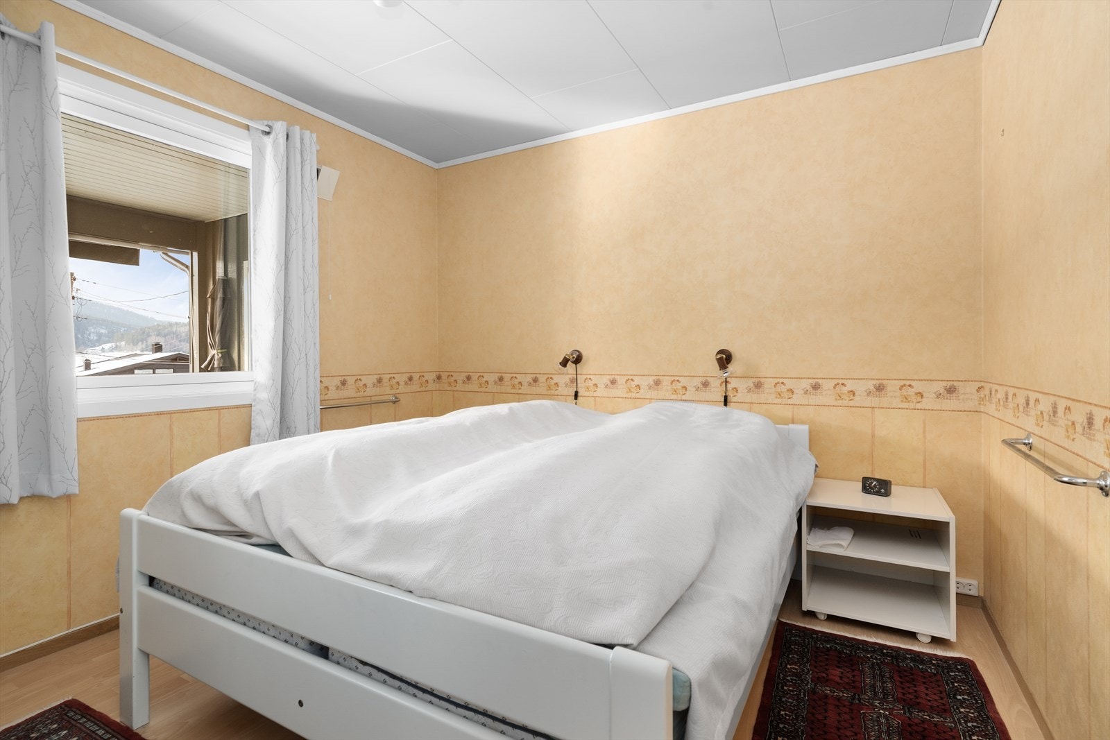 I denne delen av boligen er det tre pene soverom. Galleribilde
