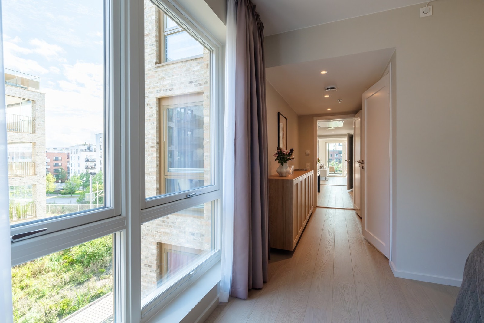 Fra soverommet er det direkte adkomst til eget baderom Galleribilde