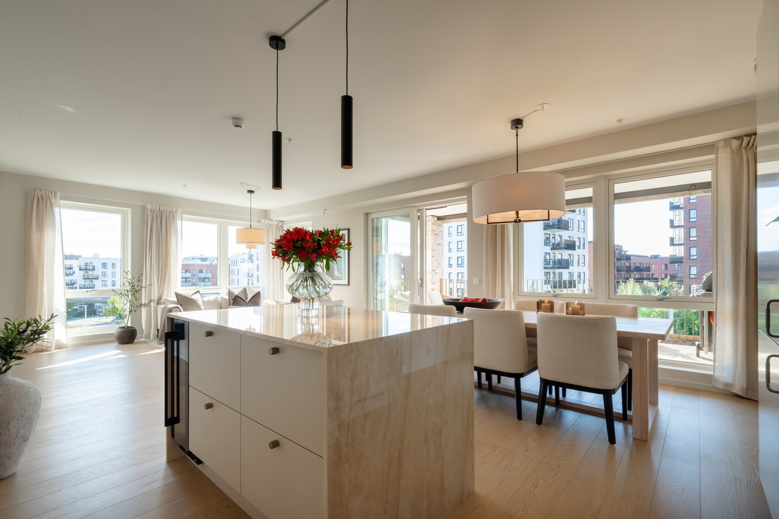 Påkostet og eksklusiv 4-roms selveier i populære Gregers Kvartal på Løren Galleribilde