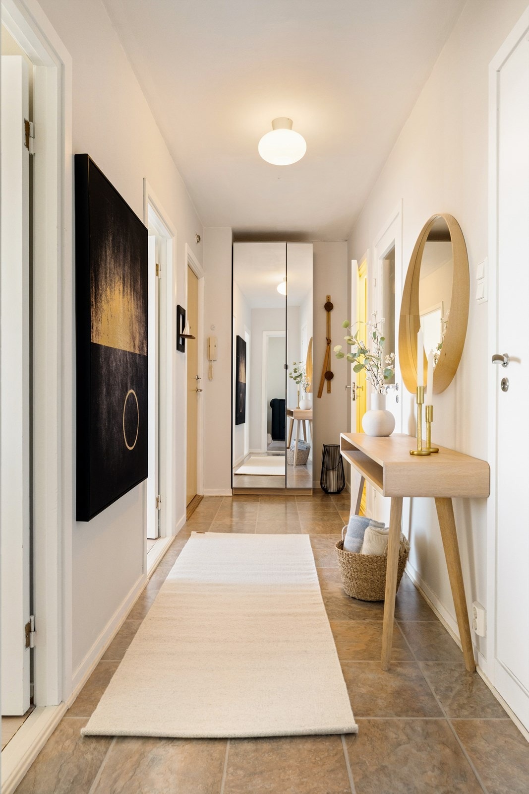 Entréen ble oppgradert i 2022 der den ble sparklet og malet for et mer moderne uttrykk. Galleribilde
