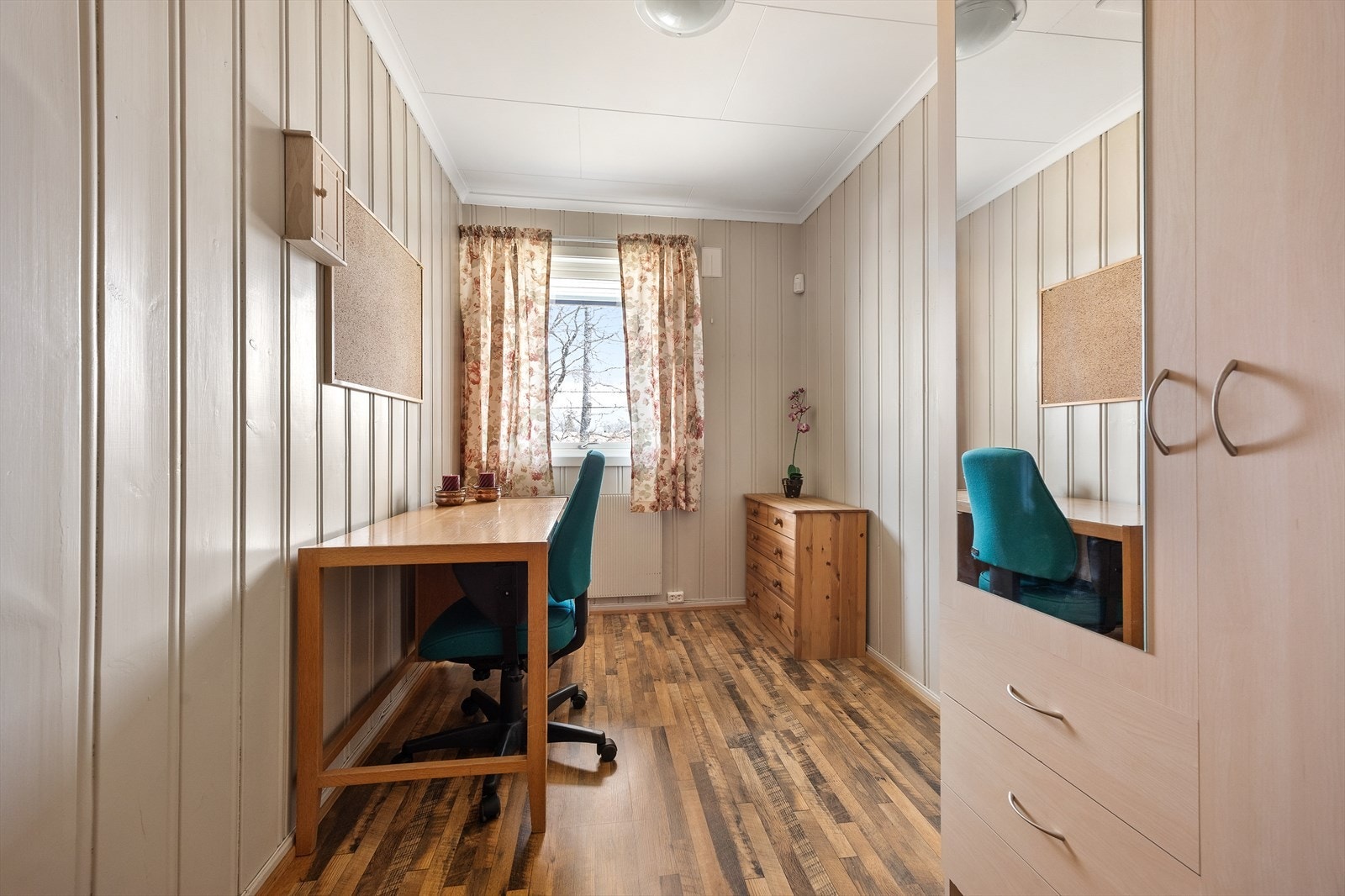 Boligen inneholder tre soverom. Galleribilde