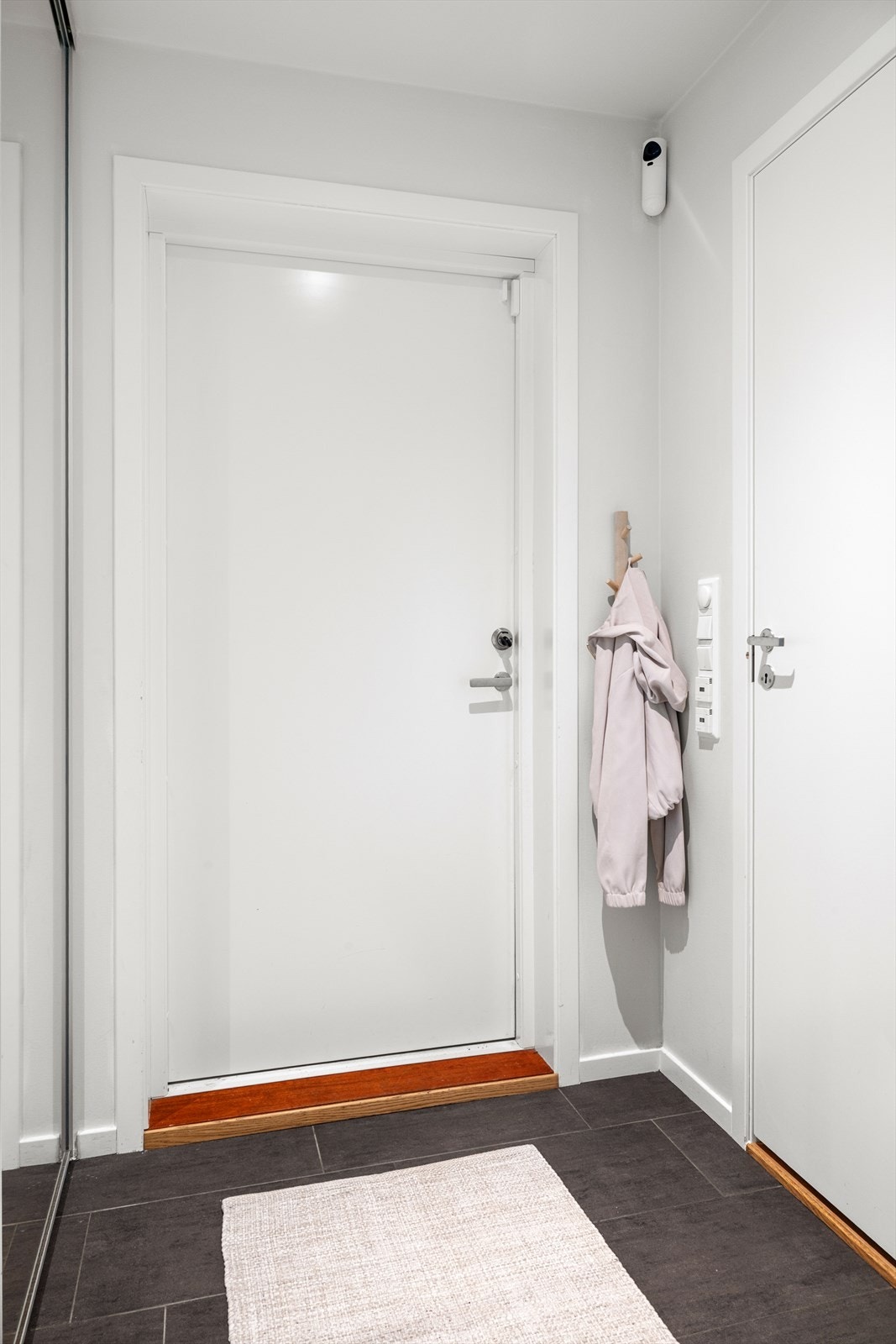 Inngangsparti. Galleribilde