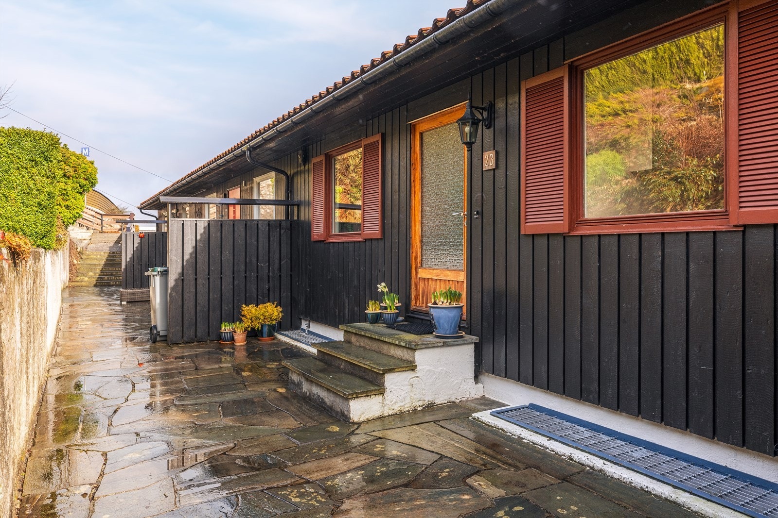 Inngangsparti for Lerums vei 23 Galleribilde