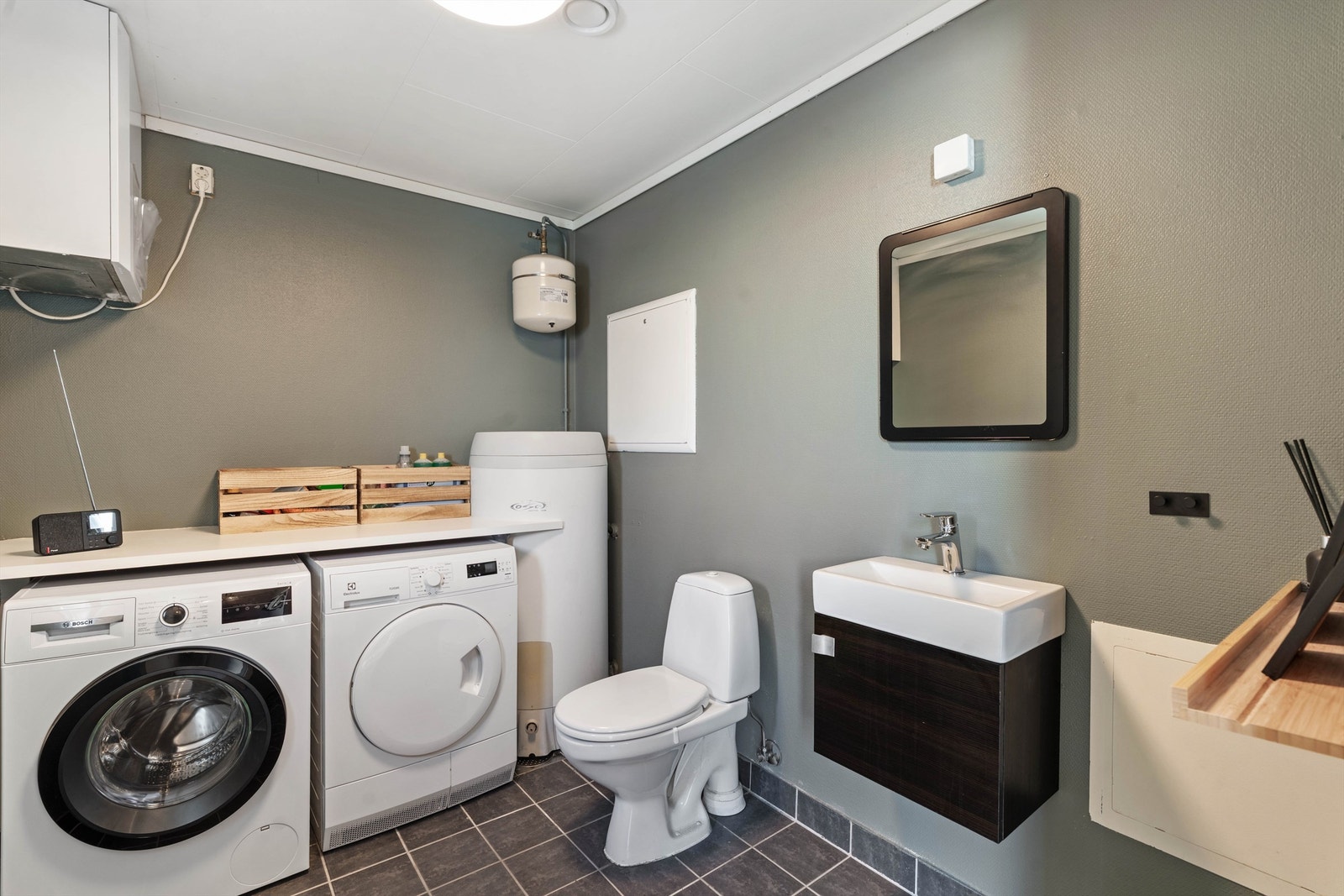 Vaskerom / wc i 1 etg. Galleribilde