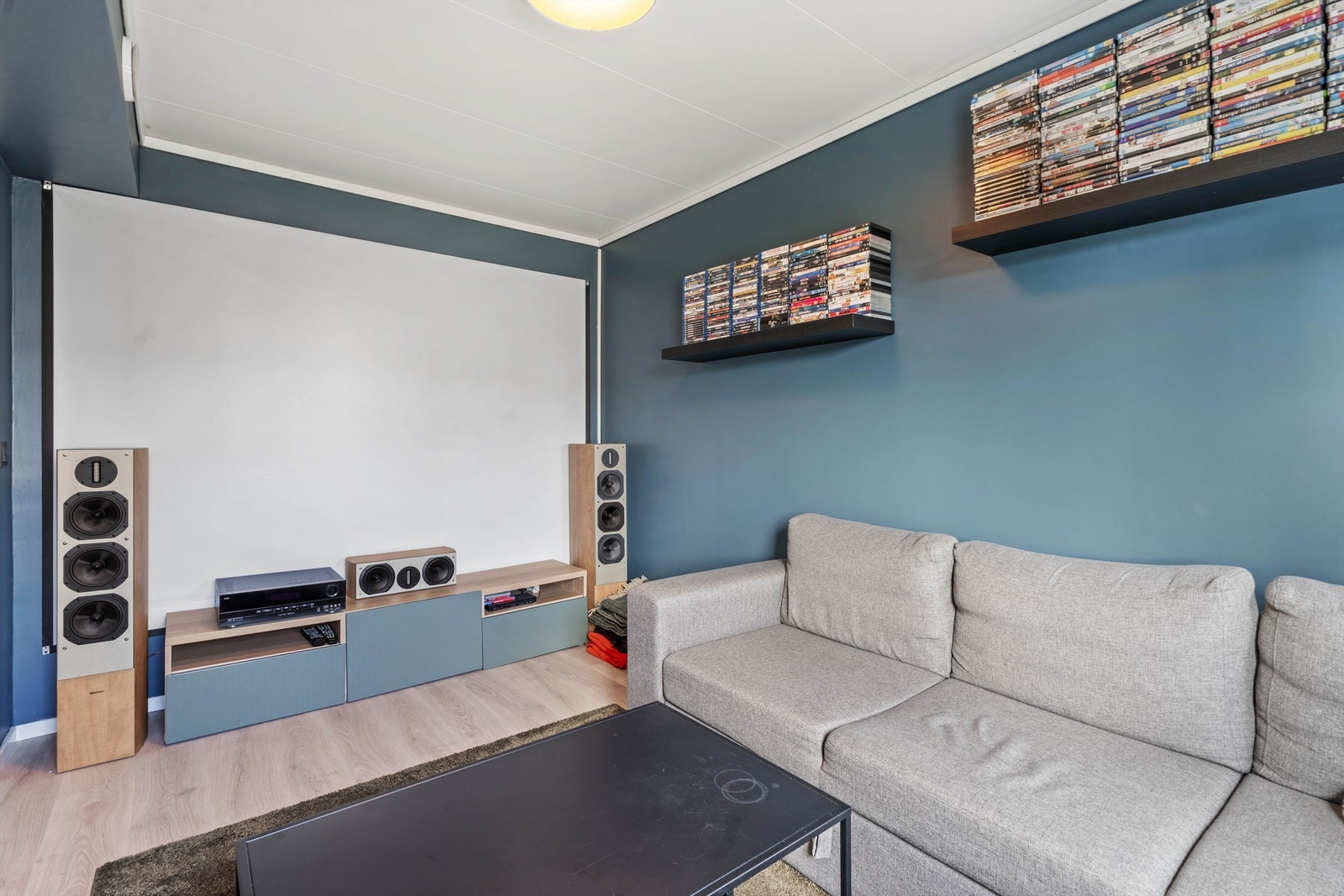 Største soverommet, er i dag brukt som loftstue / kinorom. Galleribilde