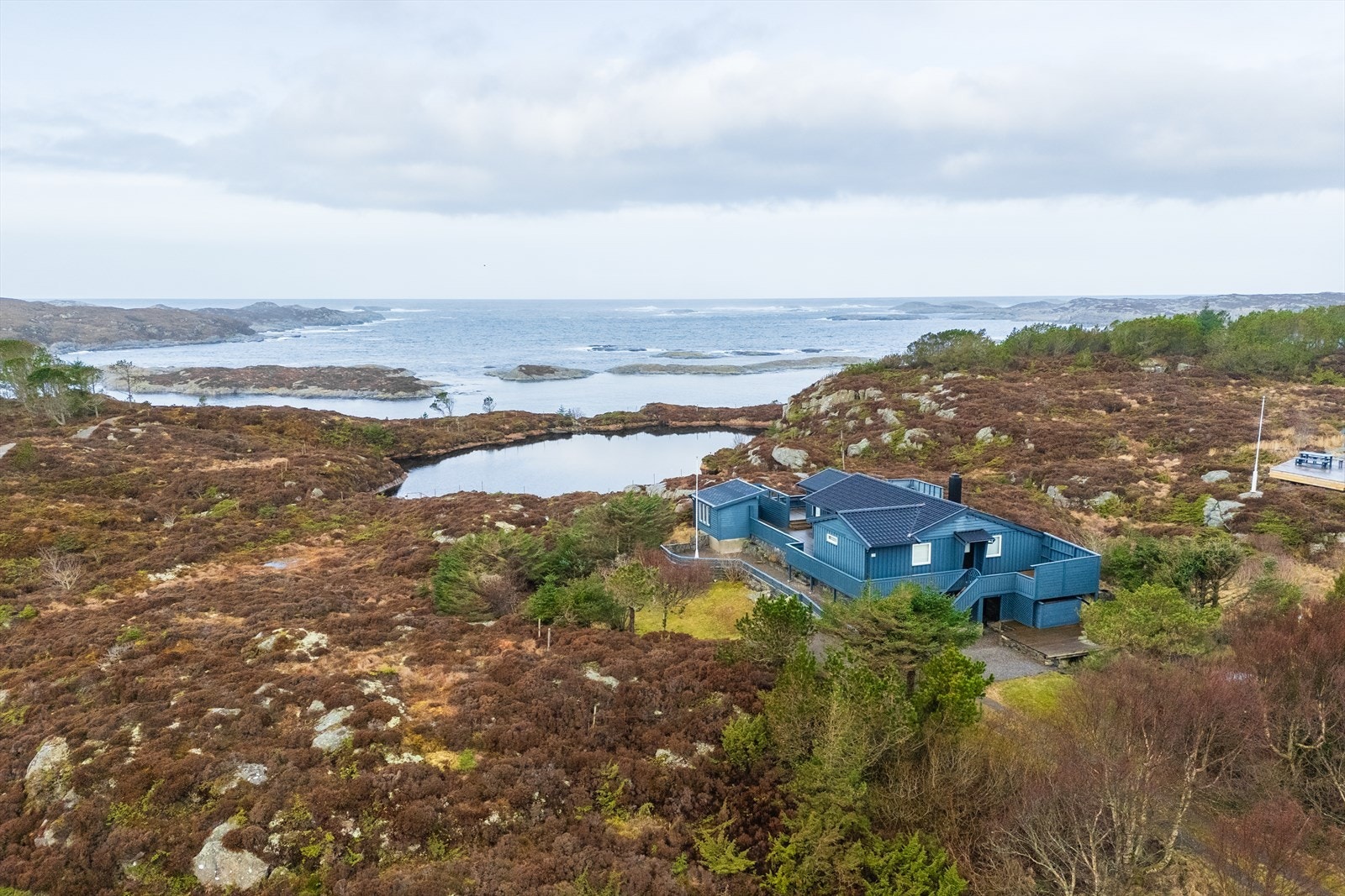 Velkommen til Solbergvegen 229 - Presentert av Pål Johannesen i Eiendomsmegler Norge Galleribilde