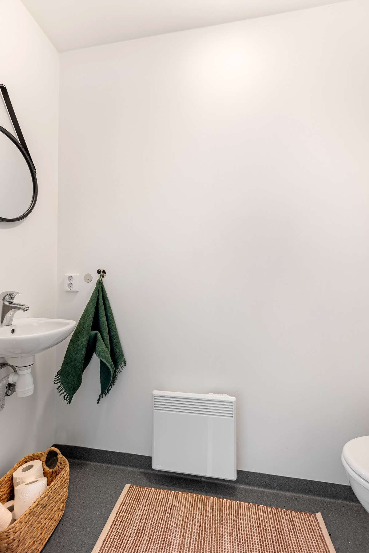 Fra soverommet er det tilgang til et separat WC-rom Galleribilde