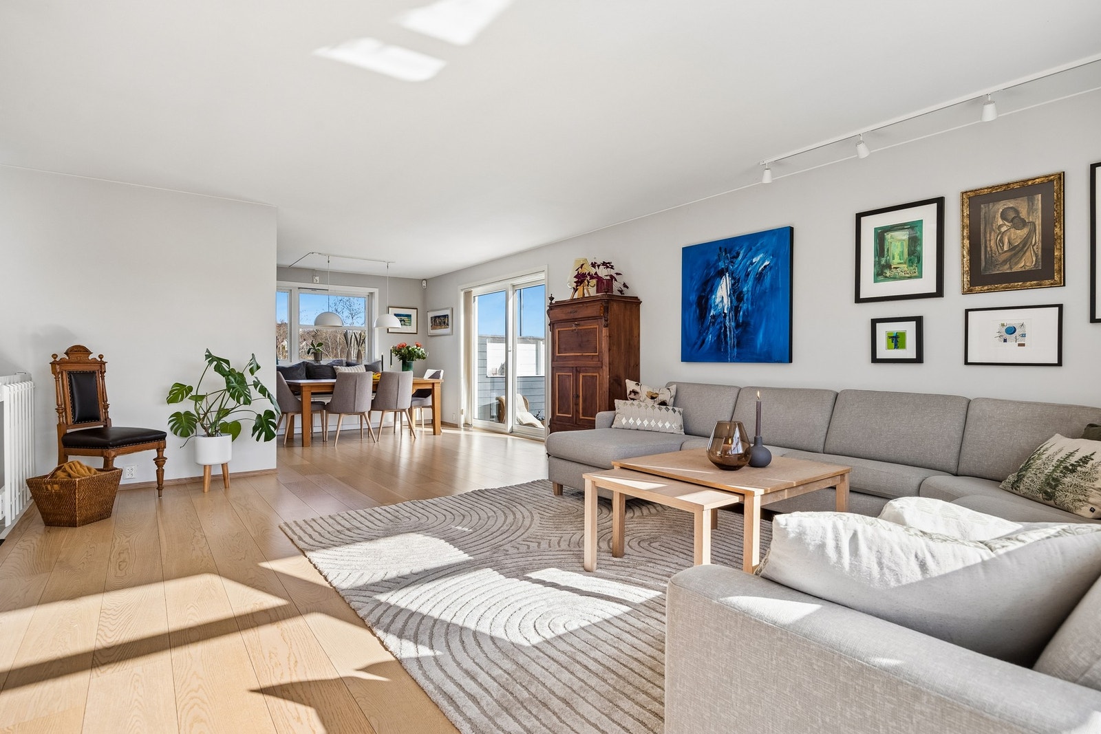 EIE eiendomsmegling ved Alexander Reitan har gleden av å presentere Enromvegen 107! Foto: Aleksander Jacobsen Galleribilde