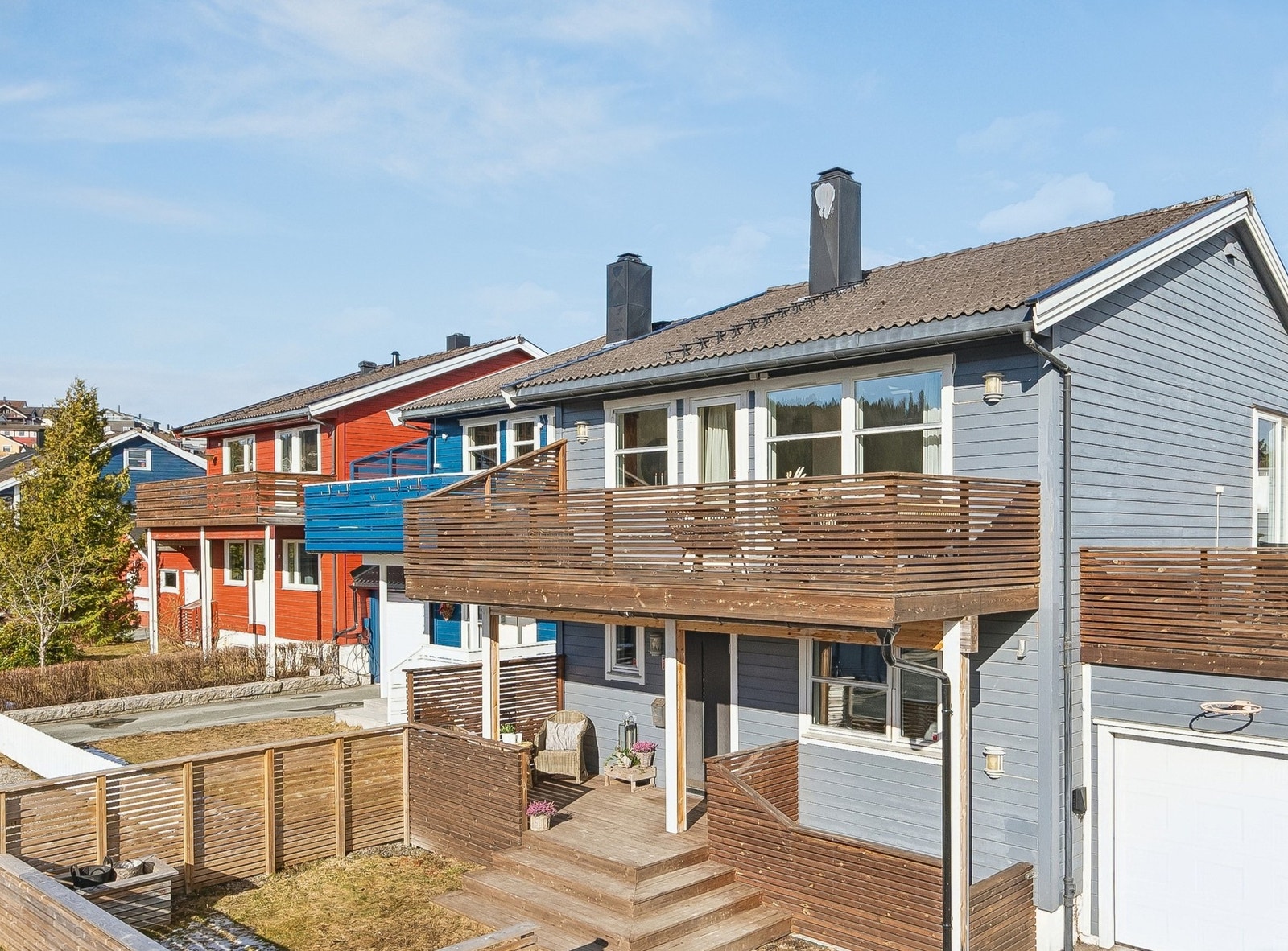 Velkommen til et stort og innholdsrikt rekkehus! Galleribilde