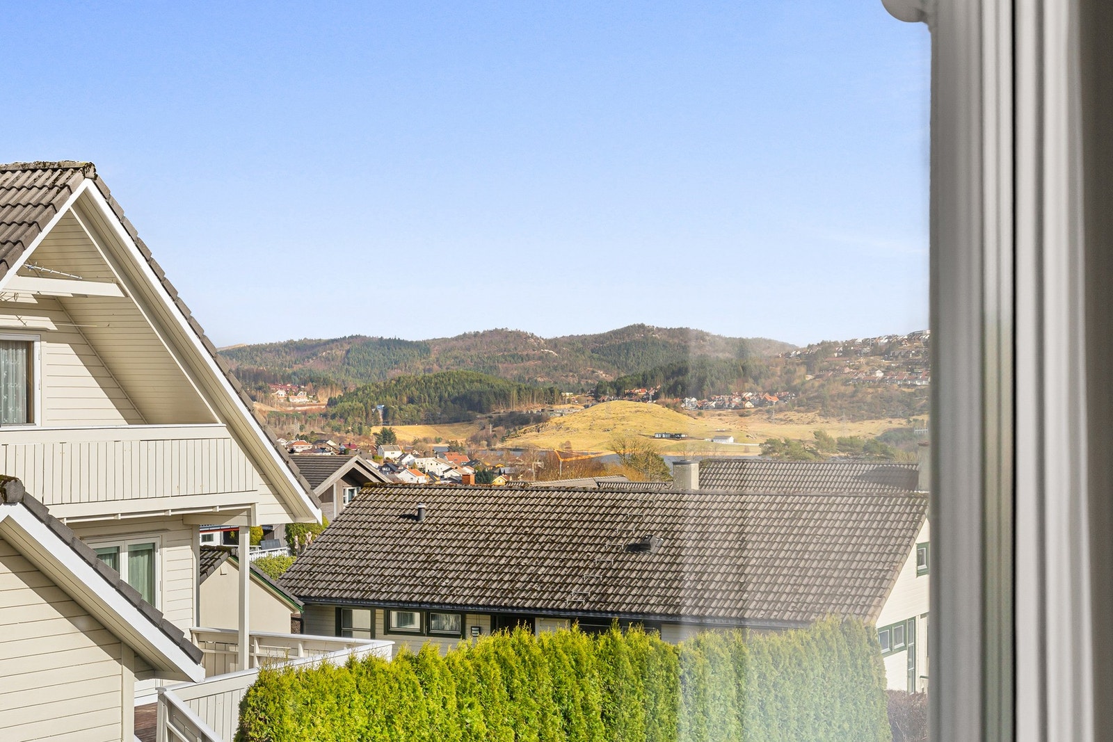 Utsikt fra spisestuen Galleribilde