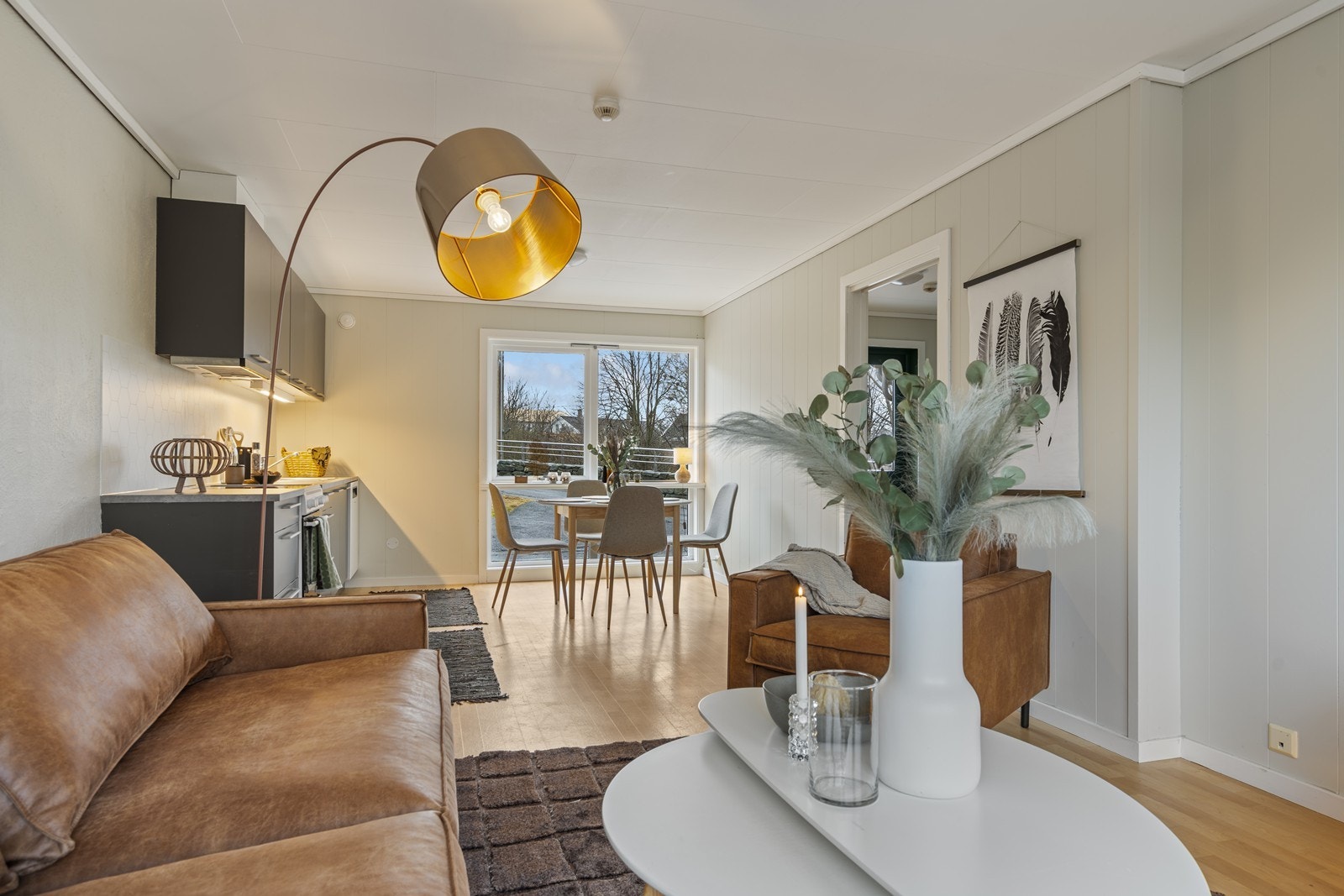 Velkommen til Østhusvegen 8D presentert av Miriam Lie Løften v/Eiendomsmegler Norge! Galleribilde