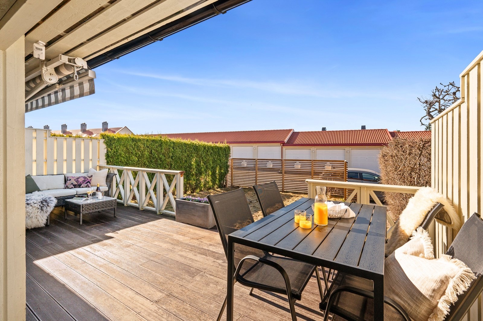 Terrassens utforming gir fleksibilitet for ulike møbleringsmuligheter. Galleribilde