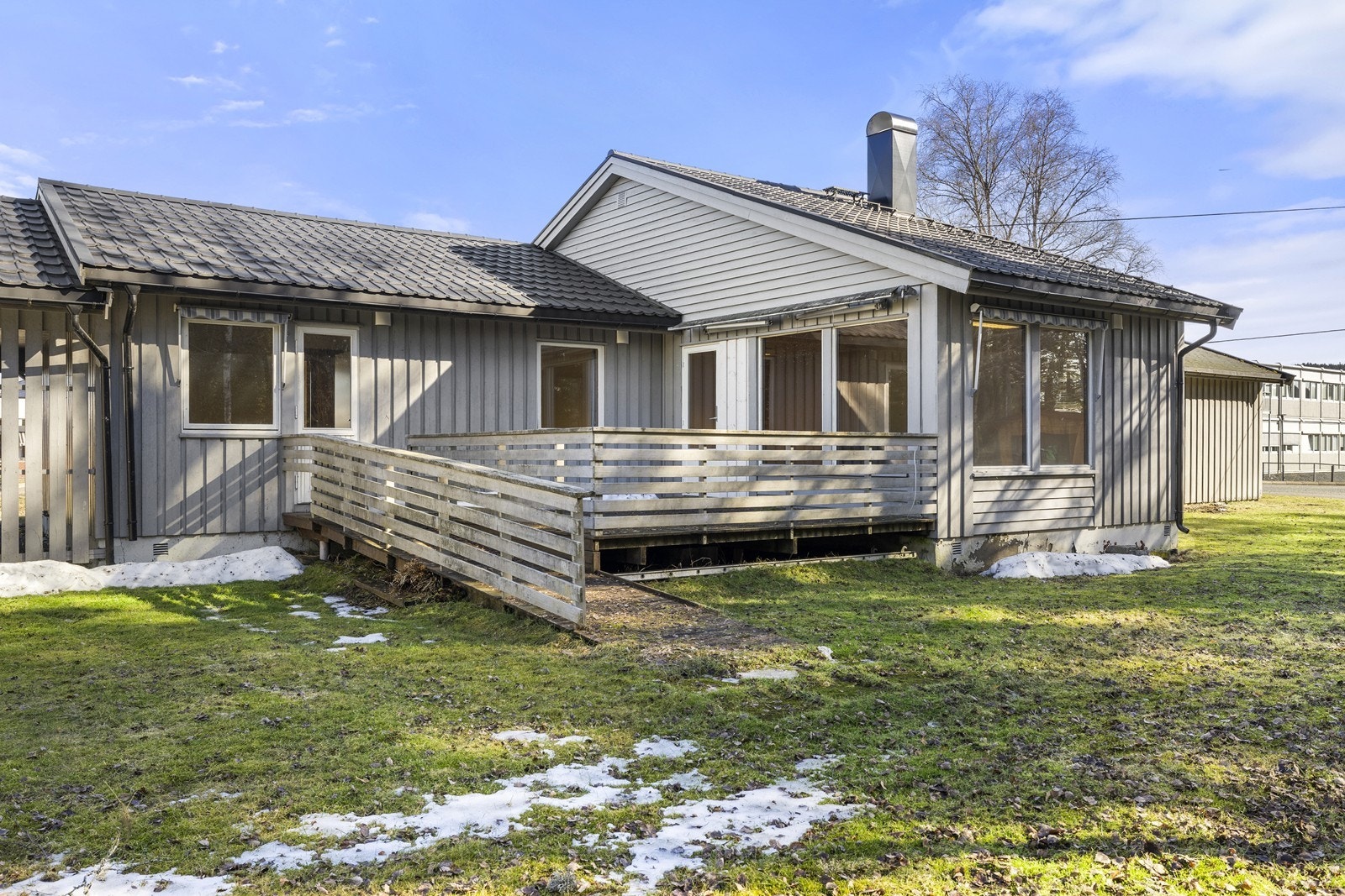 Velkommen til Skåningsrudveien 41! Foto: Shuttr/Mads Karlsen. Galleribilde