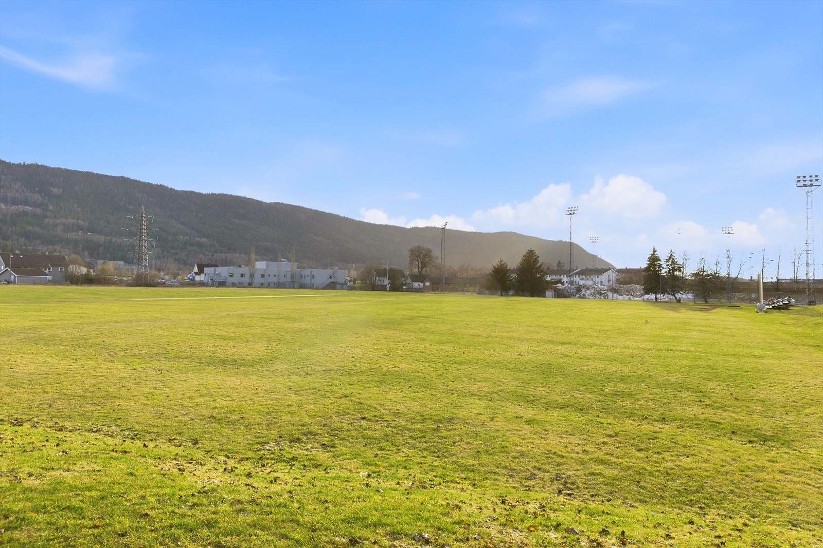 Berskaughallen fotballbane Galleribilde