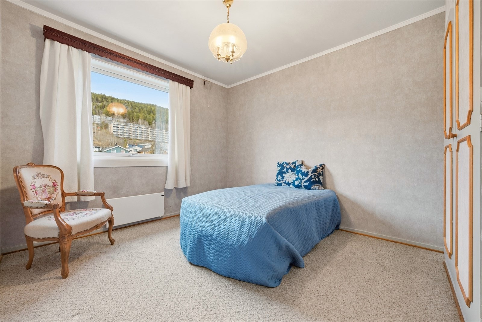 Også her er det gode oppbevaringsmuligheter i skuffer og skap Galleribilde