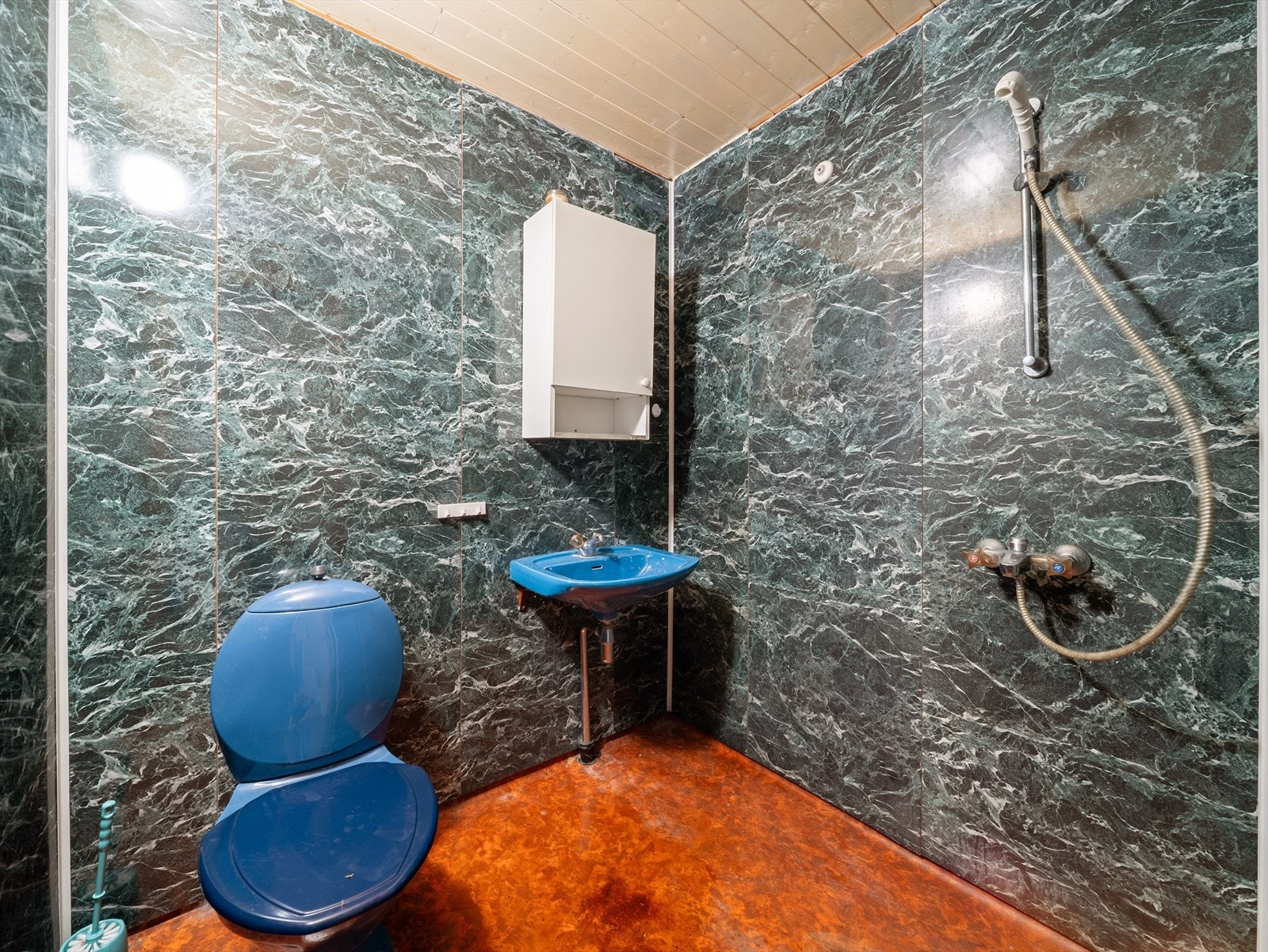 Bad/wc i u. etasje. Galleribilde