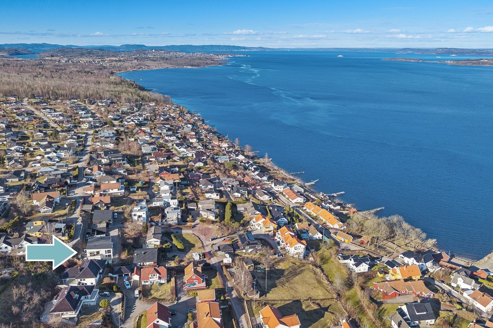 Eiendommen ligger i et populært område i Åsgårdstrand. Galleribilde