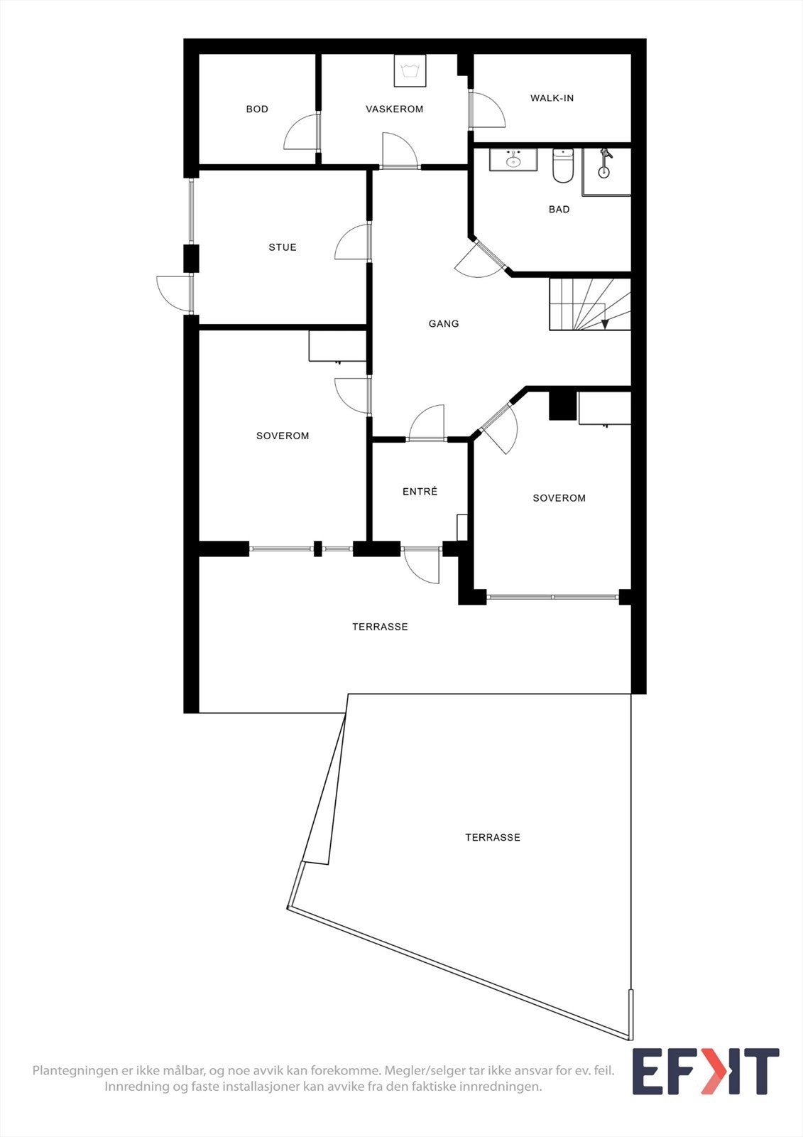 Underetasjen er innredet med entré, to soverom, tv stue (opprinnelig godkjent som bod), bad, et praktisk vaskerom og to boder/garderobe for ekstra lagringsplass. Galleribilde