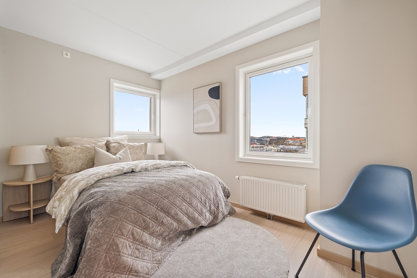 Luftig soverom på hele 11 kvadratmeter. Galleribilde