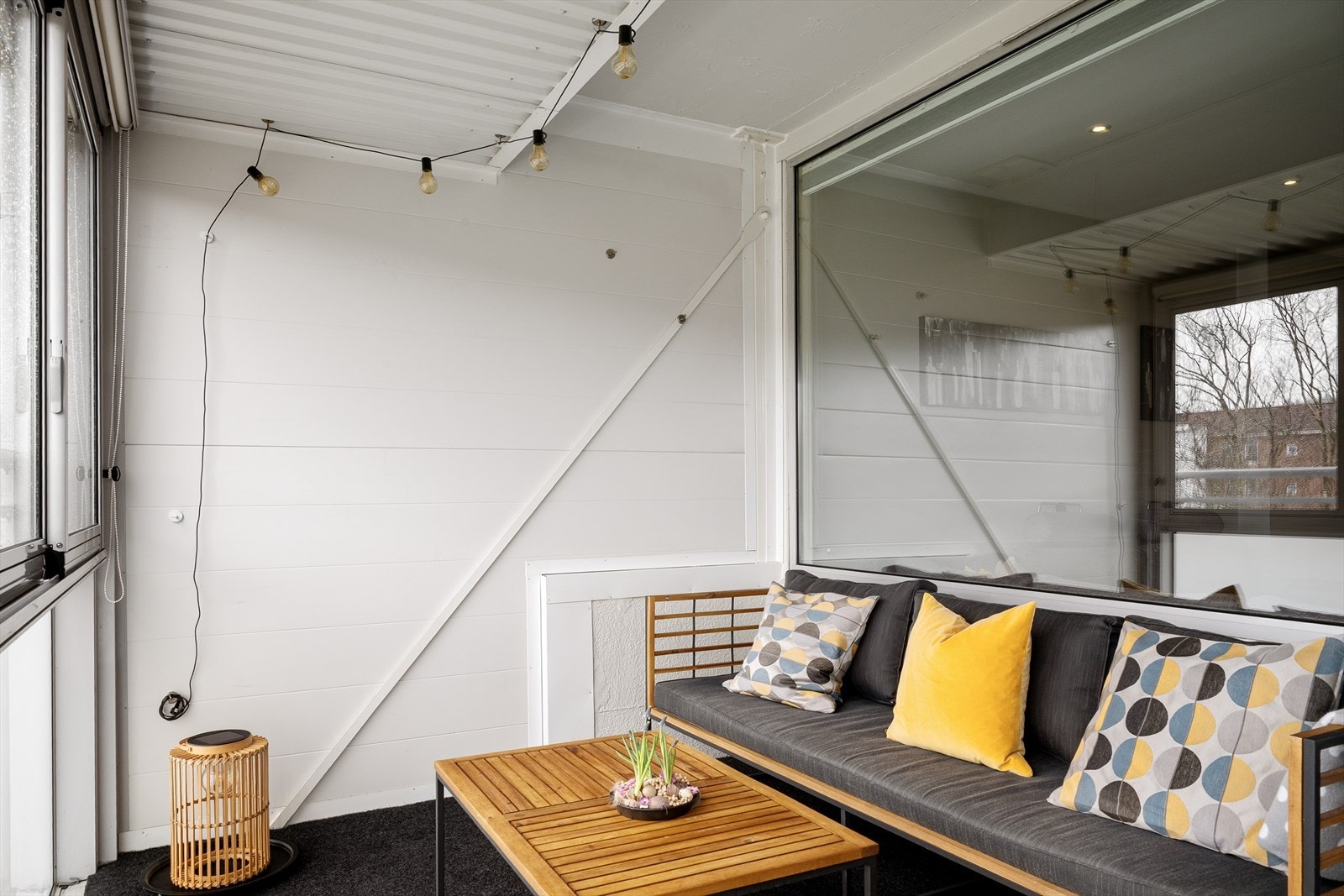 - En lekker 4-roms leilighet med utvidet og innglasset balkong med gode solforhold - Galleribilde