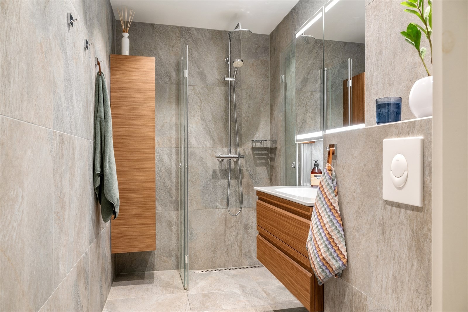 - Badet er særdeles lekkert og ble pusset opp i 2017 - Galleribilde