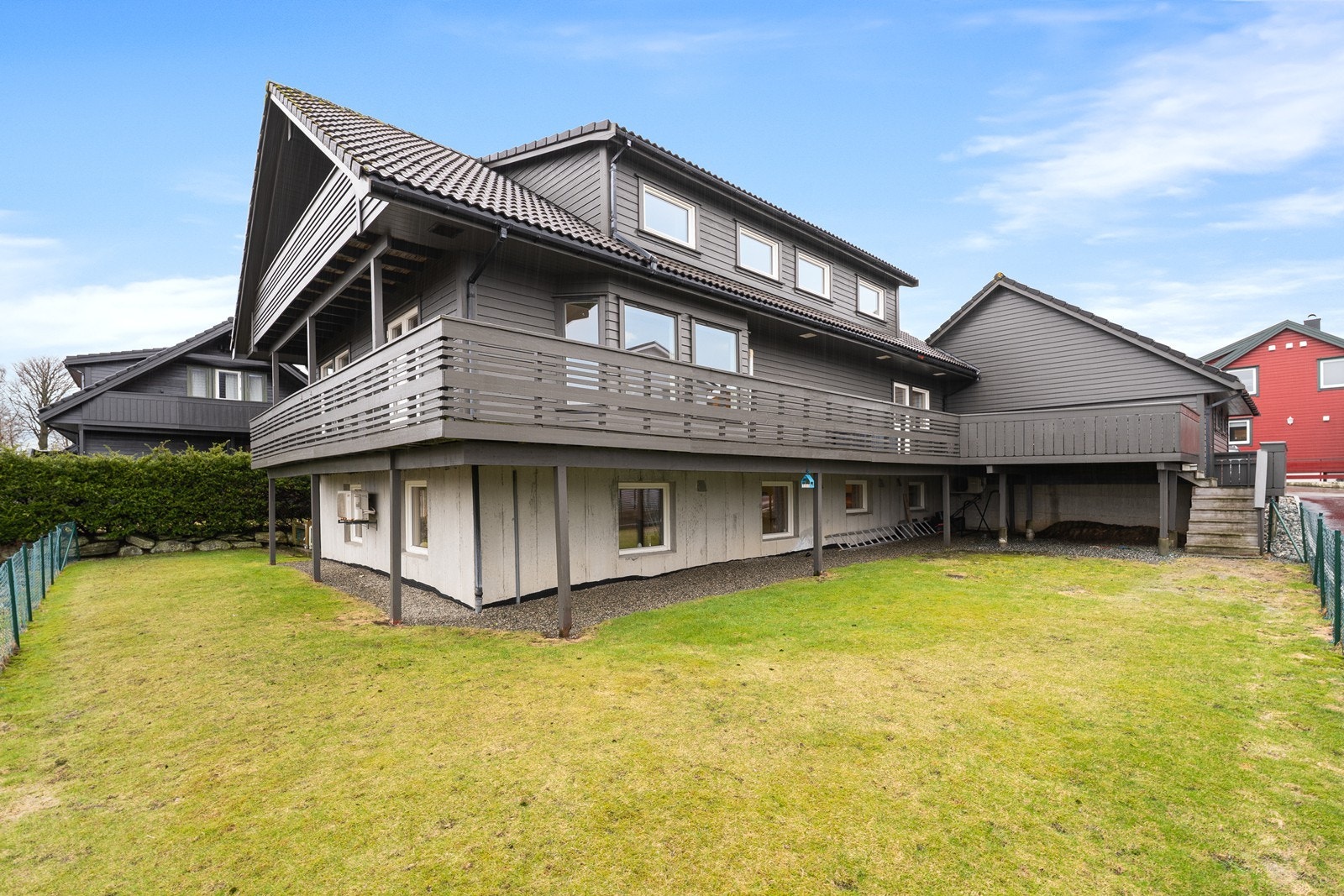 Uteområdet Galleribilde