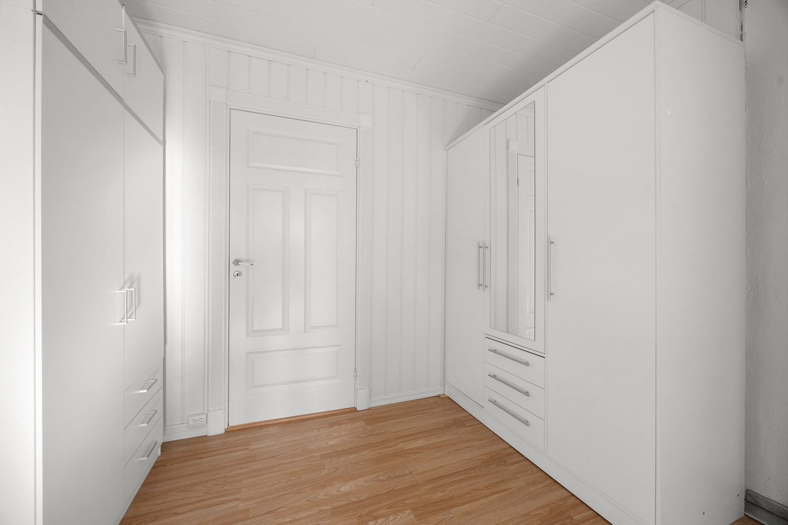 Utenfor soverommene er det et omkledningsrom. Galleribilde